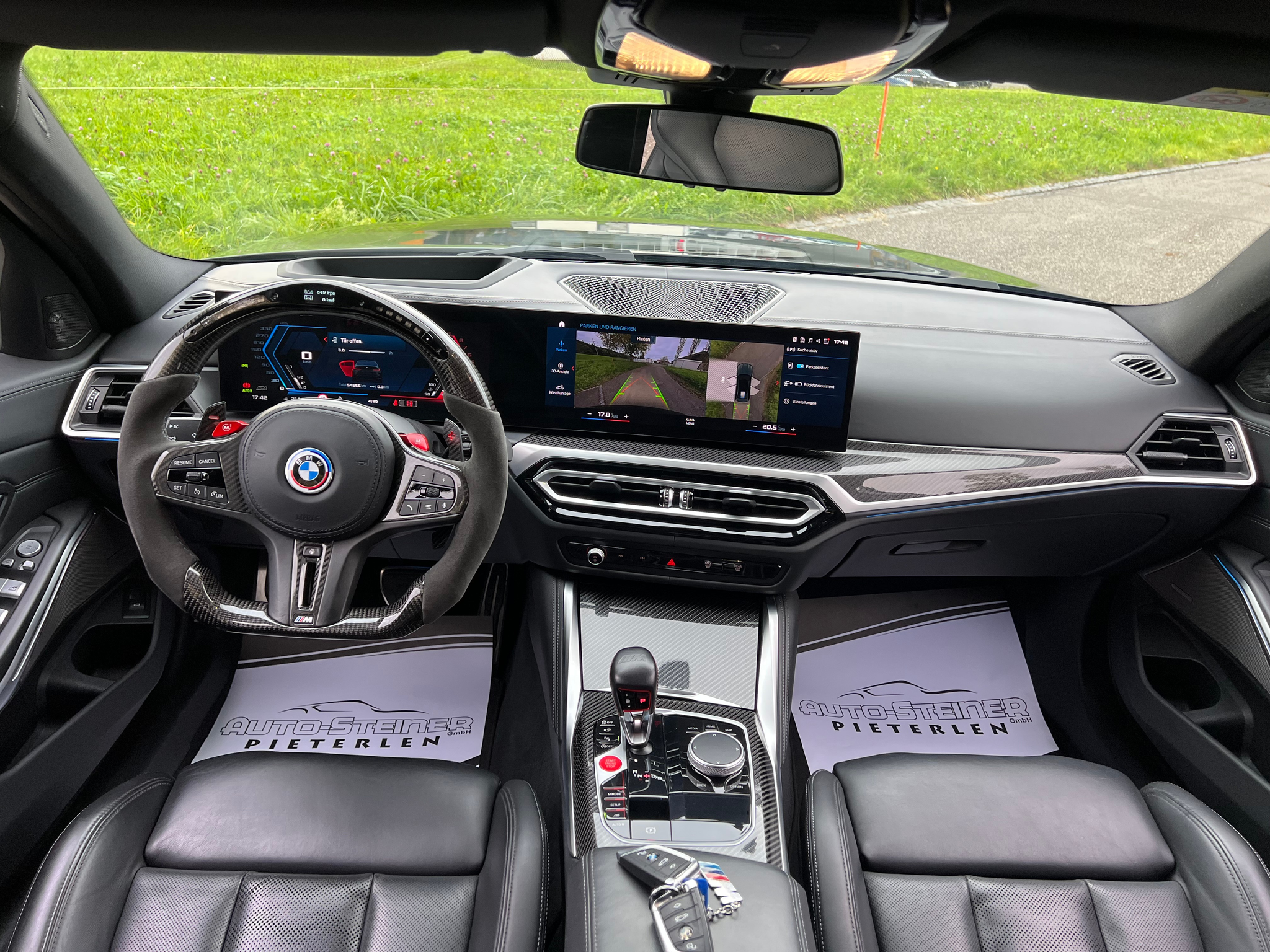 listing desktop thumbnail image 5