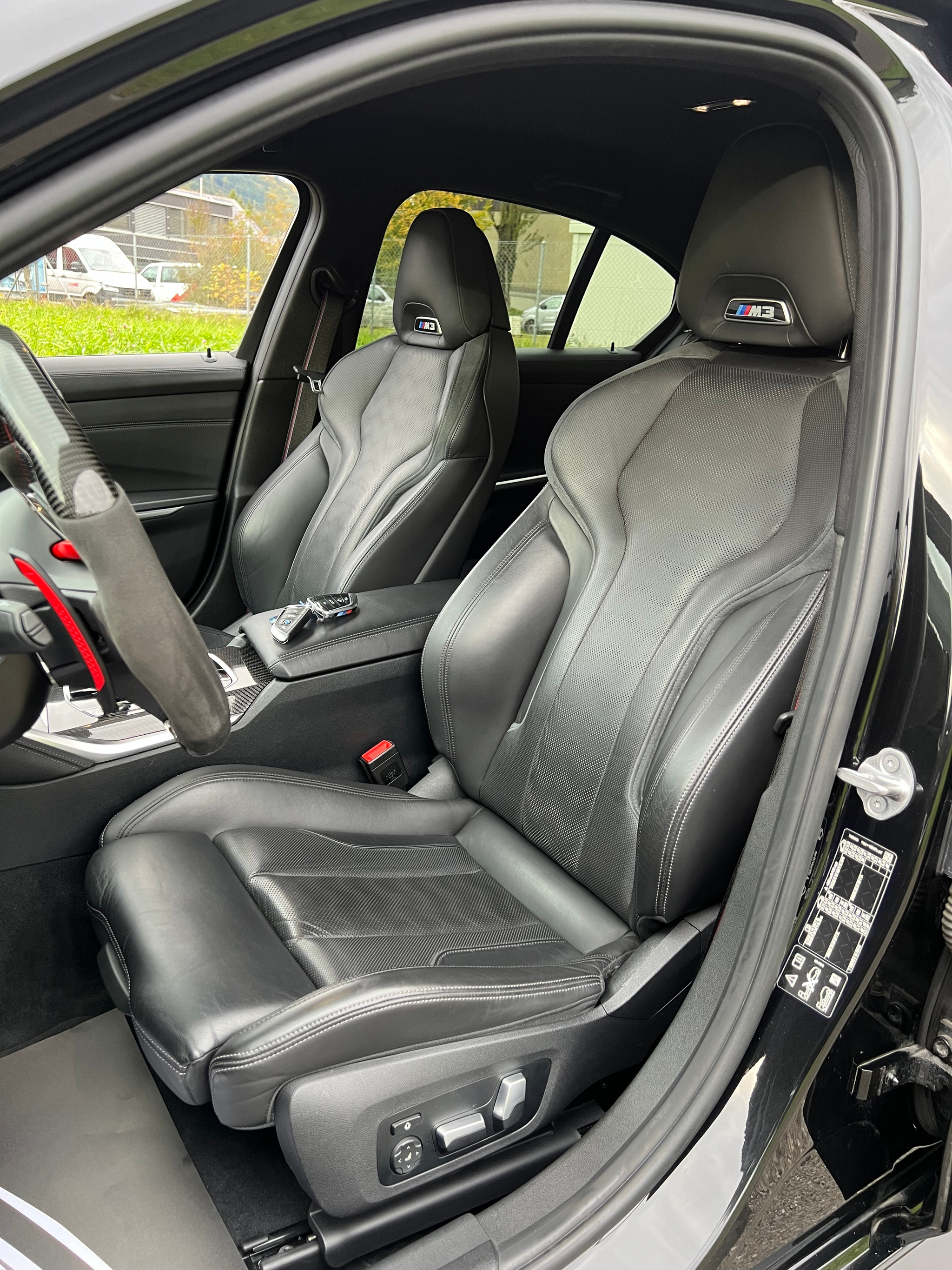 listing desktop thumbnail image 10