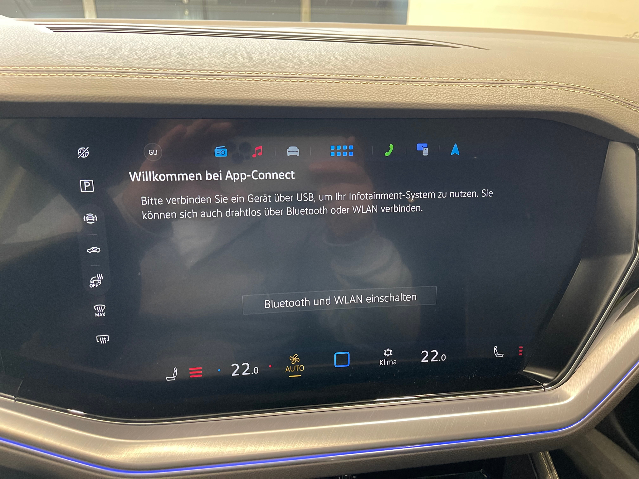 listing desktop thumbnail image 24