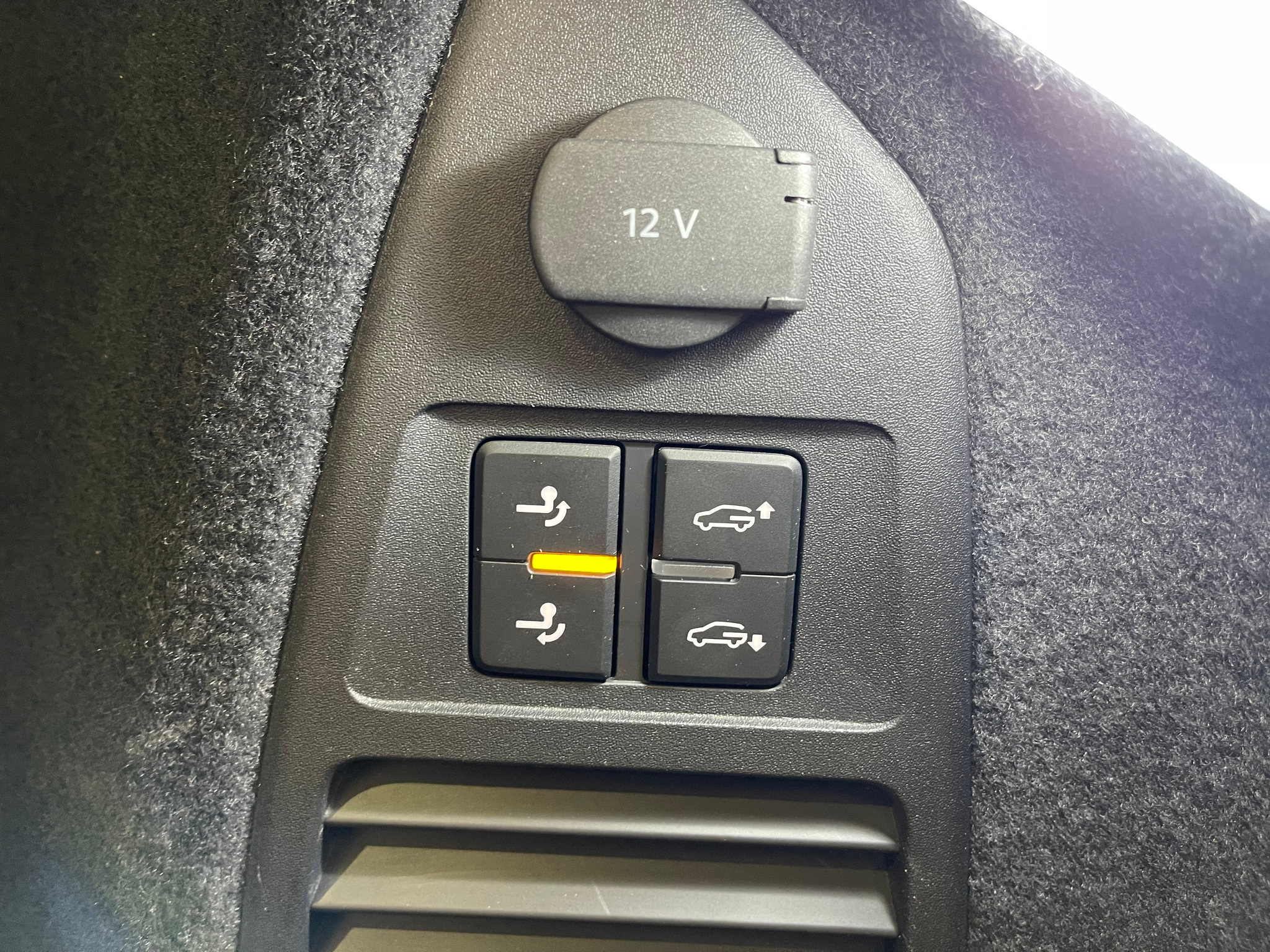 listing desktop thumbnail image 19