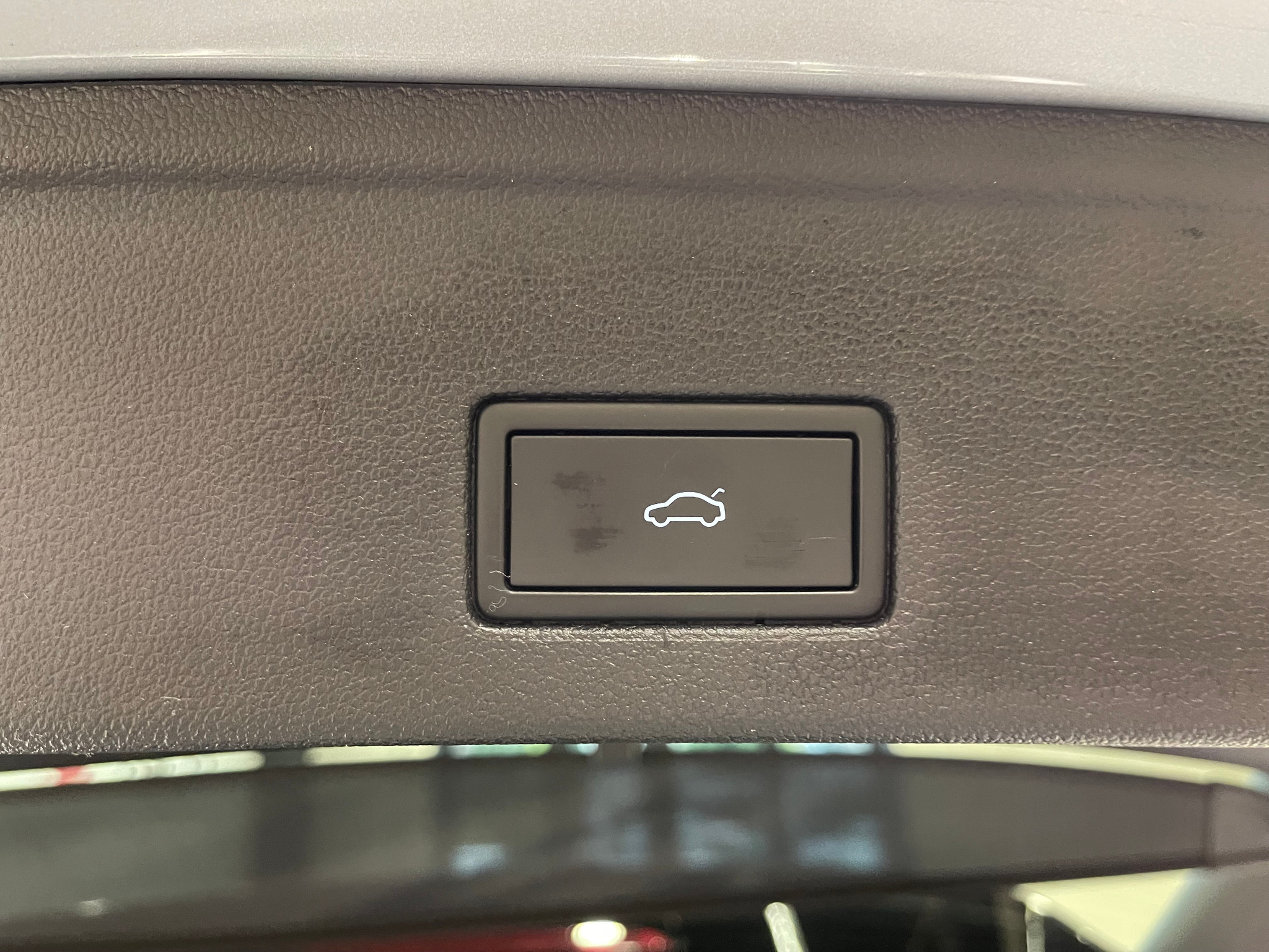 listing desktop thumbnail image 31