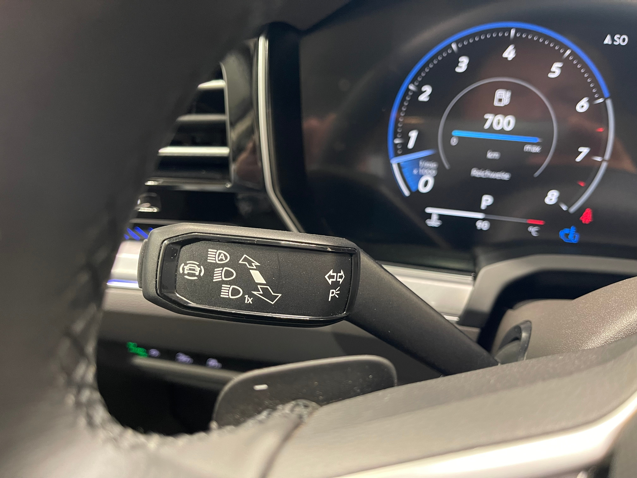 listing desktop thumbnail image 22