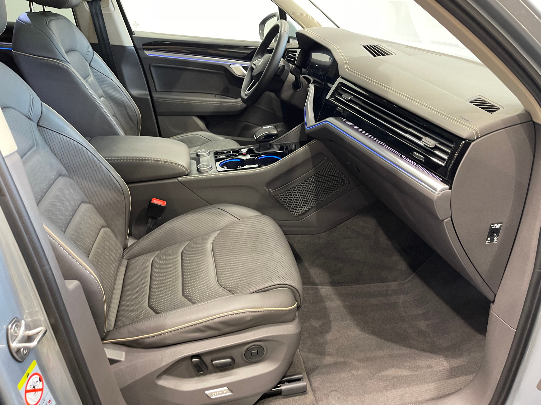 listing desktop thumbnail image 14