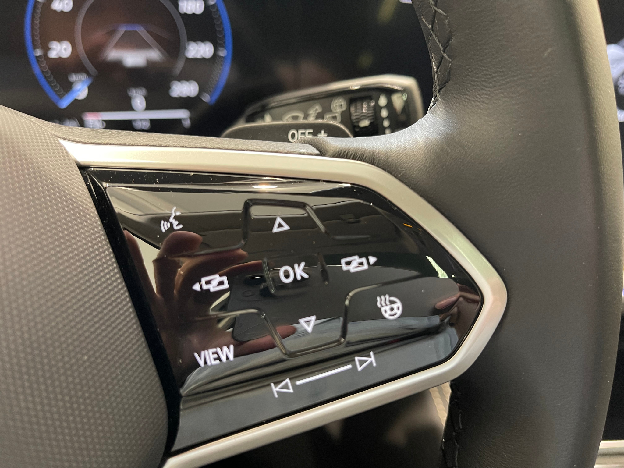 listing desktop thumbnail image 20