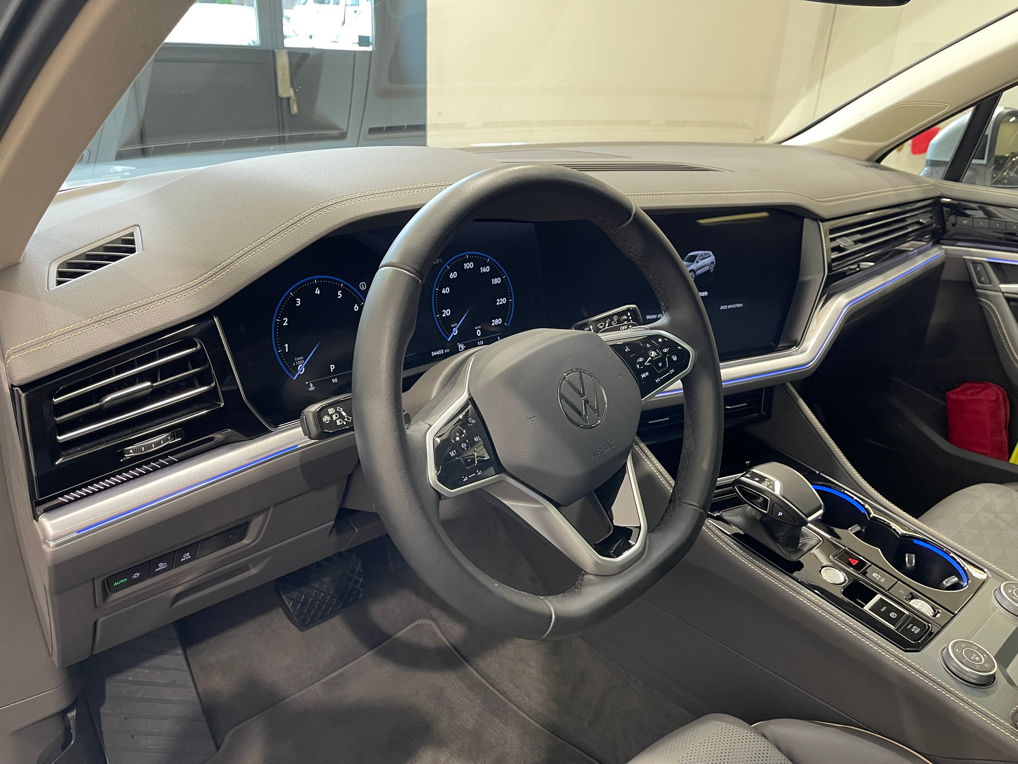 listing desktop thumbnail image 8