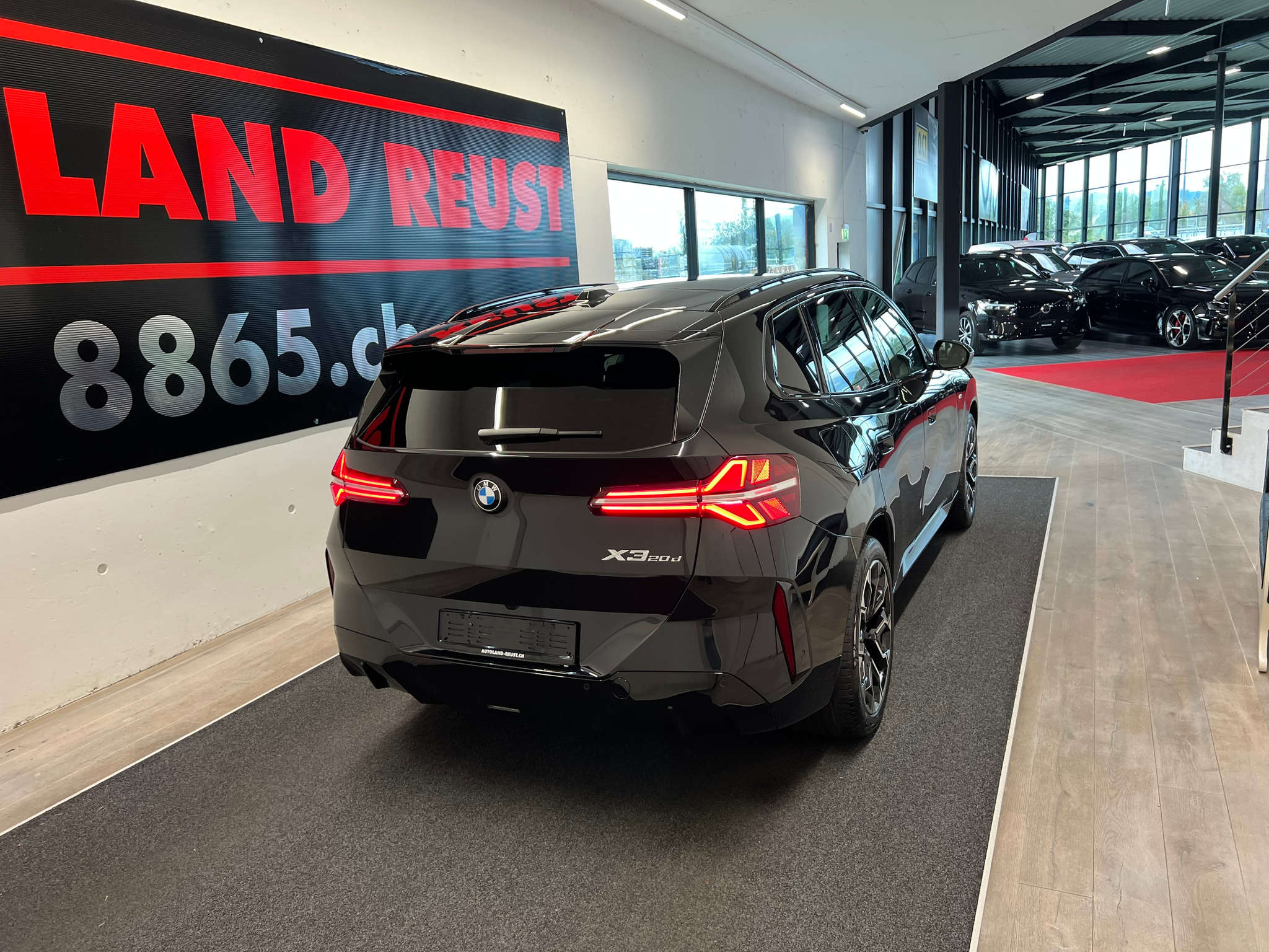 listing desktop thumbnail image 7