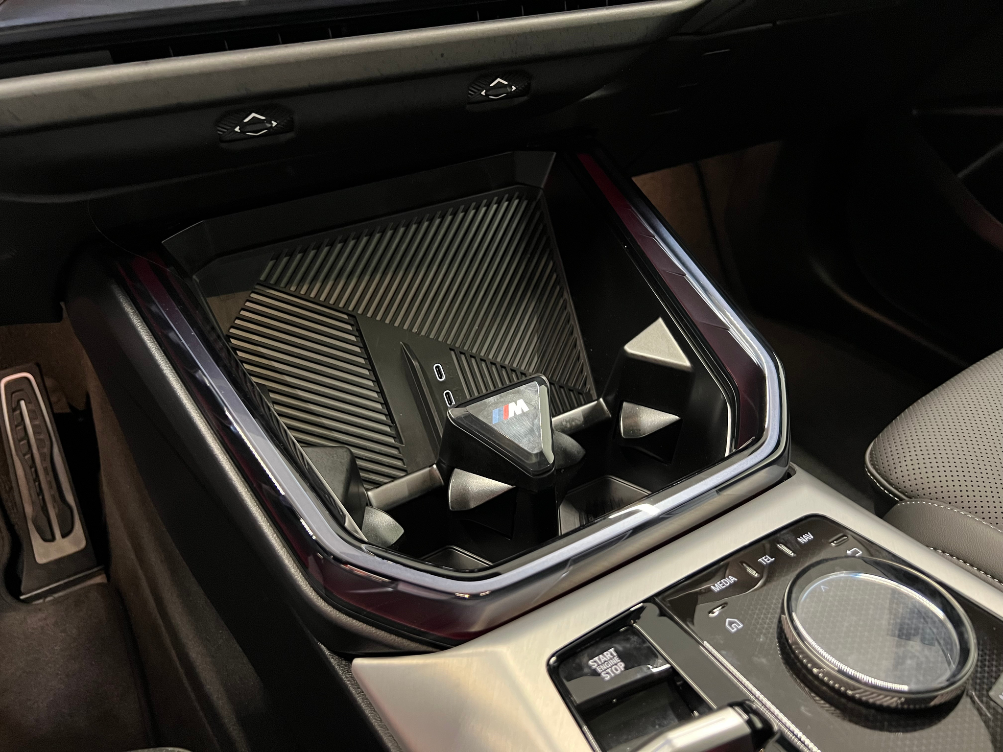 listing desktop thumbnail image 24