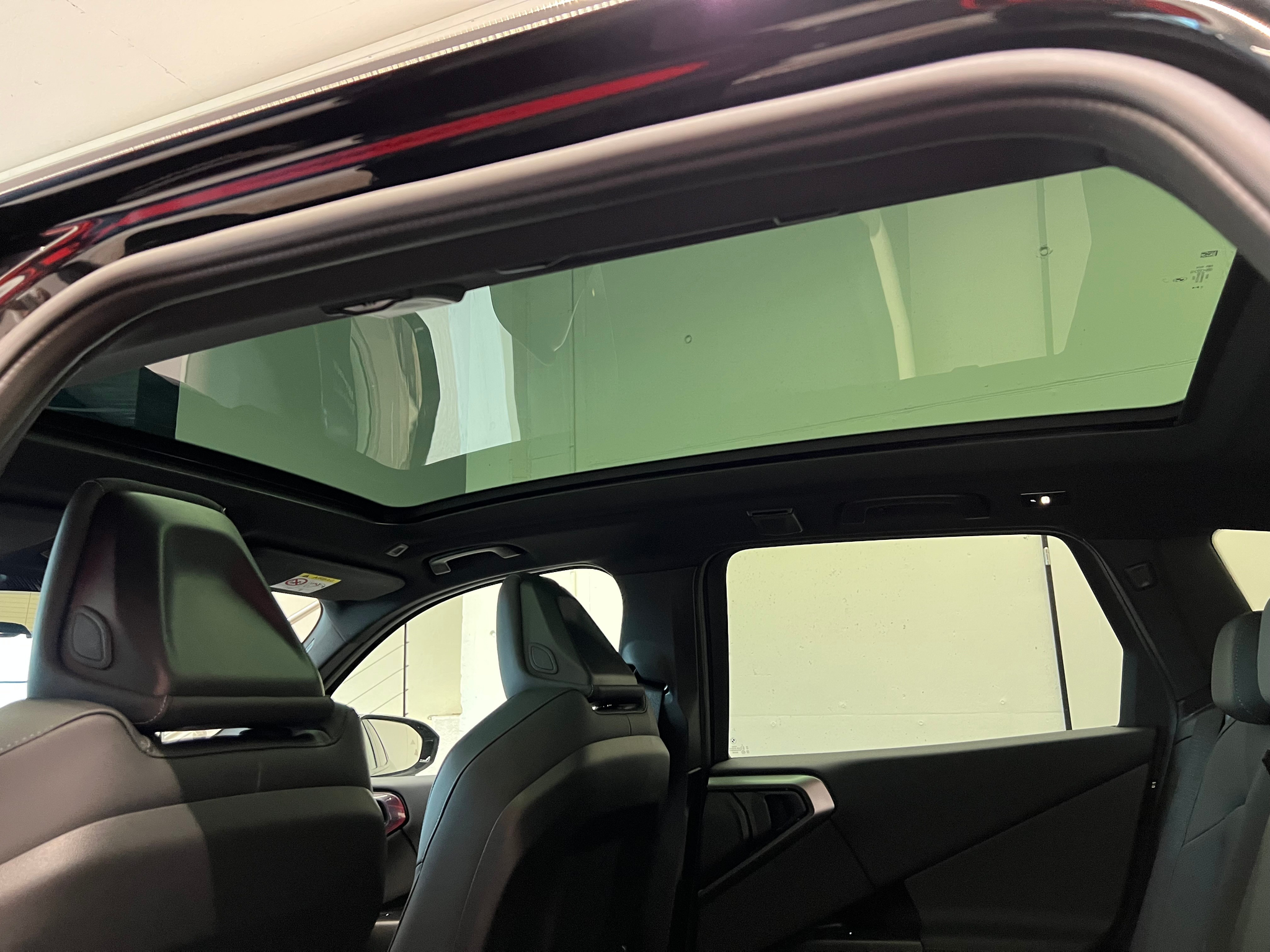 listing desktop thumbnail image 16