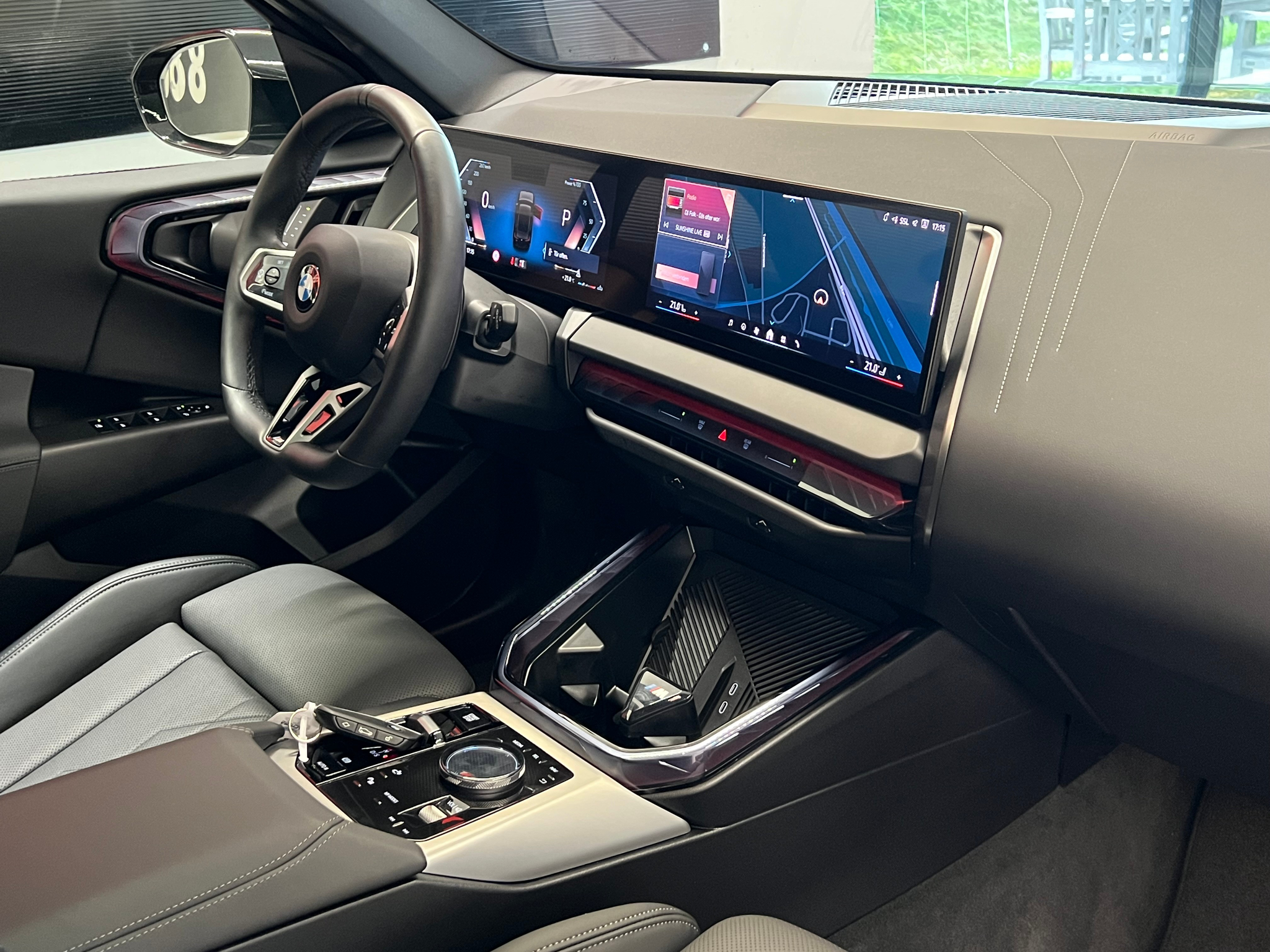 listing desktop thumbnail image 20