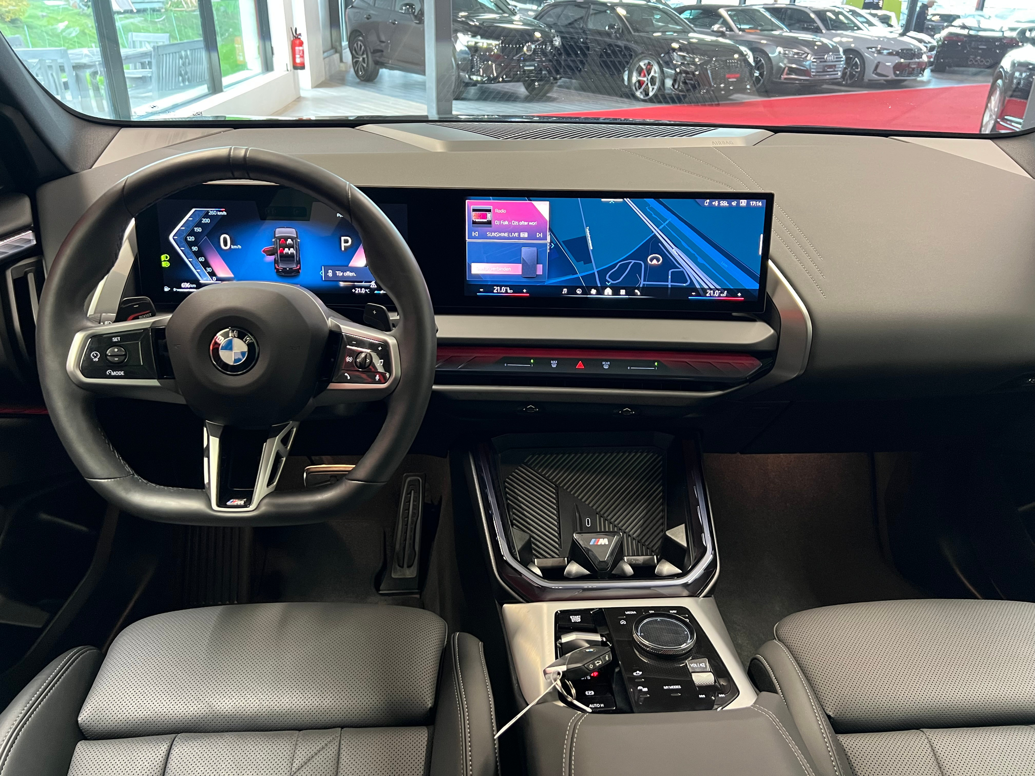 listing desktop thumbnail image 18