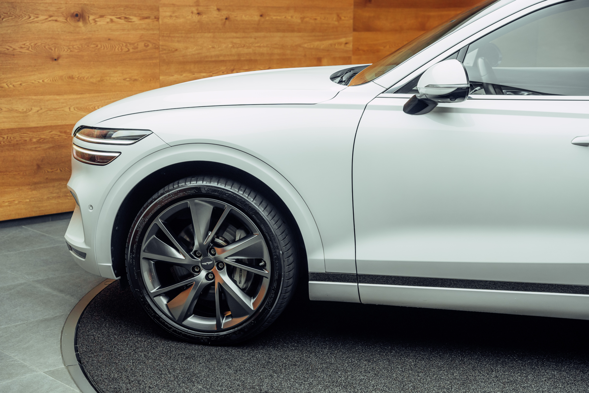 listing desktop thumbnail image 21