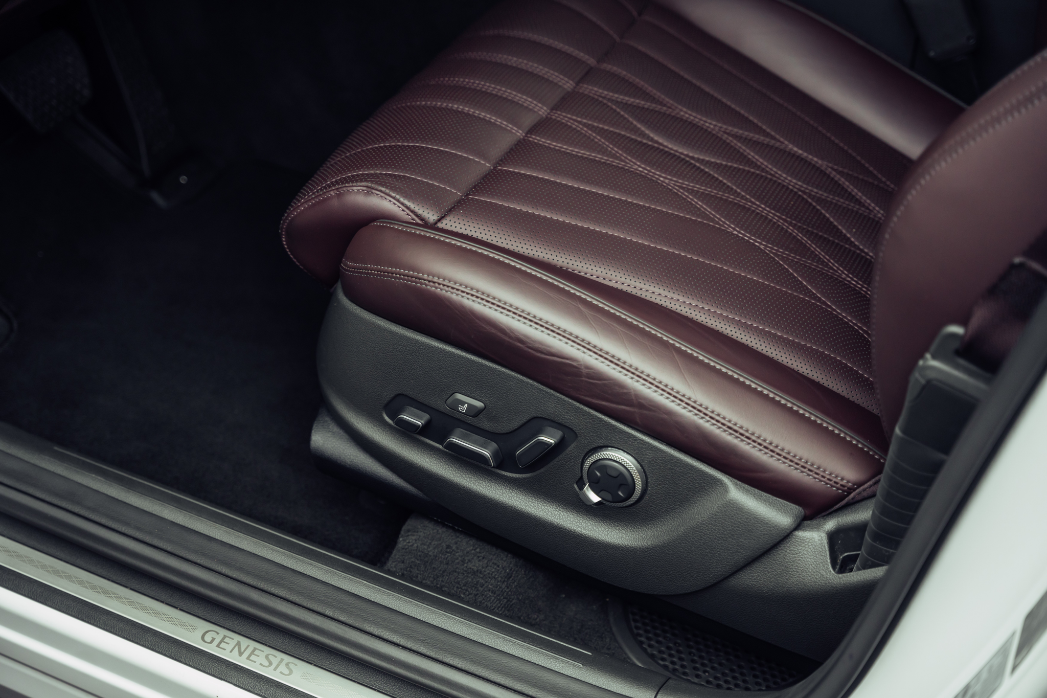 listing desktop thumbnail image 18