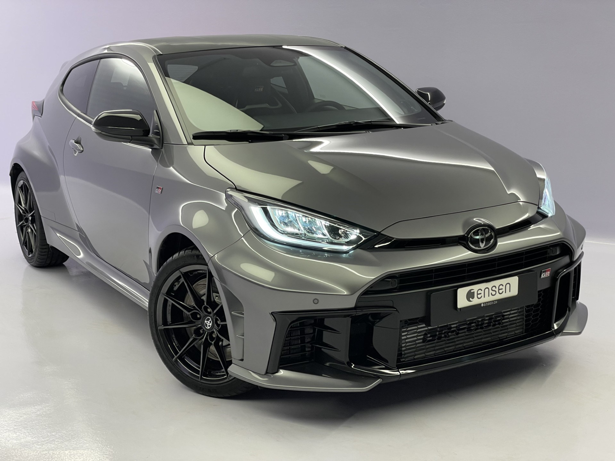 car-image-0