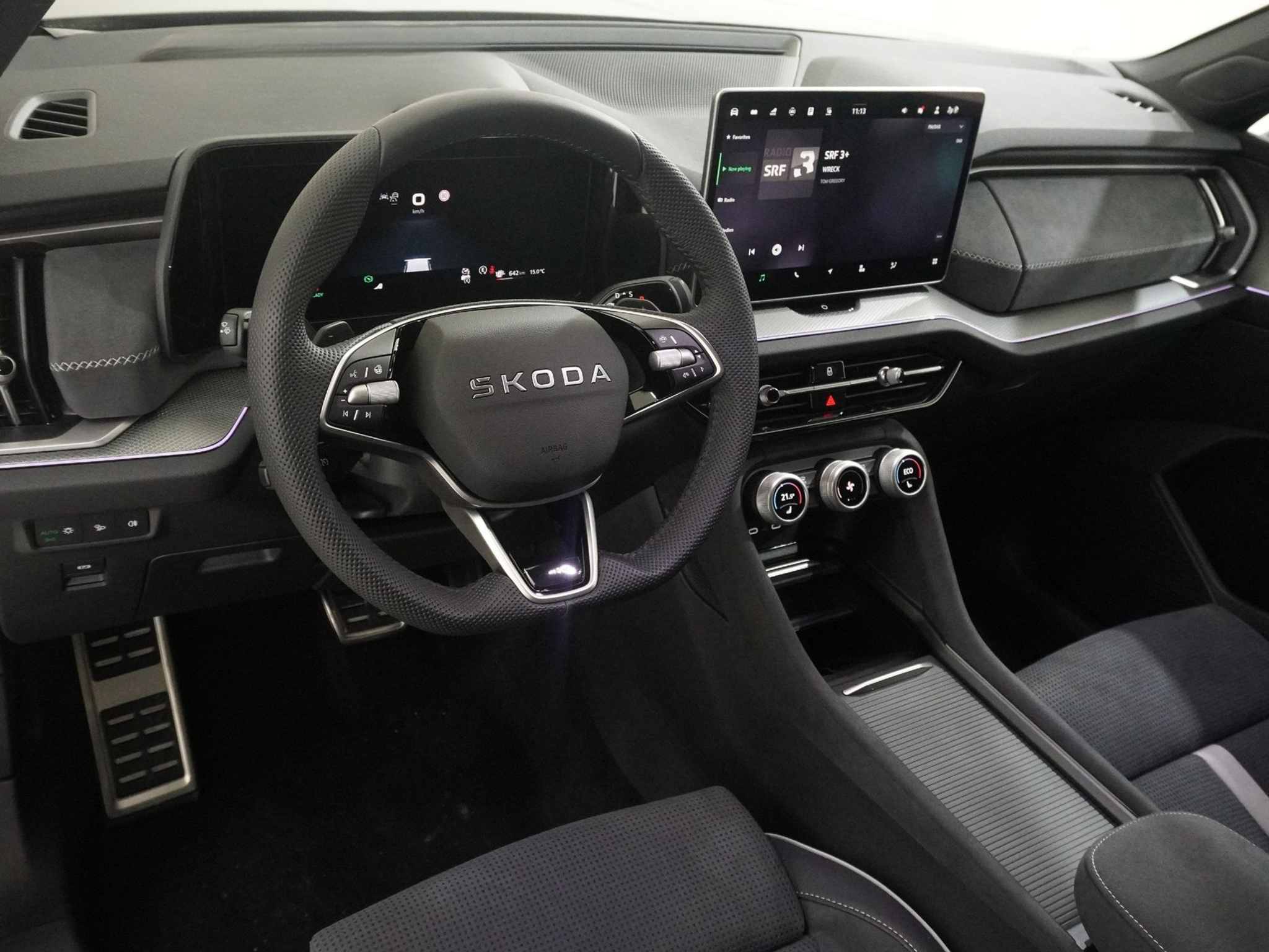 listing desktop thumbnail image 9