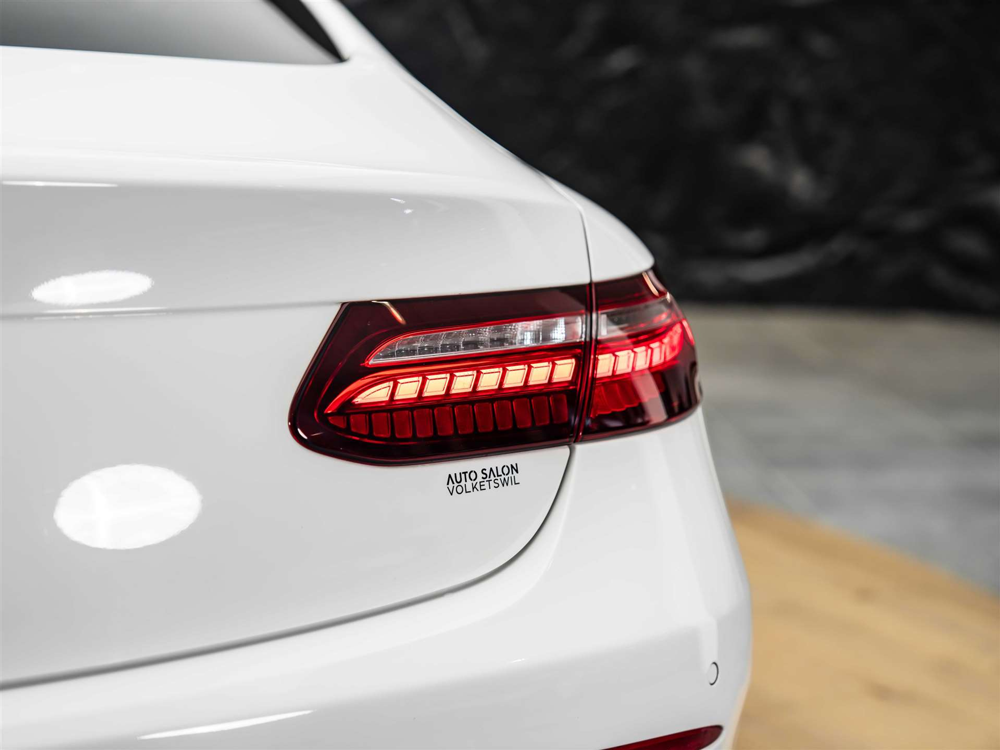 listing desktop thumbnail image 18