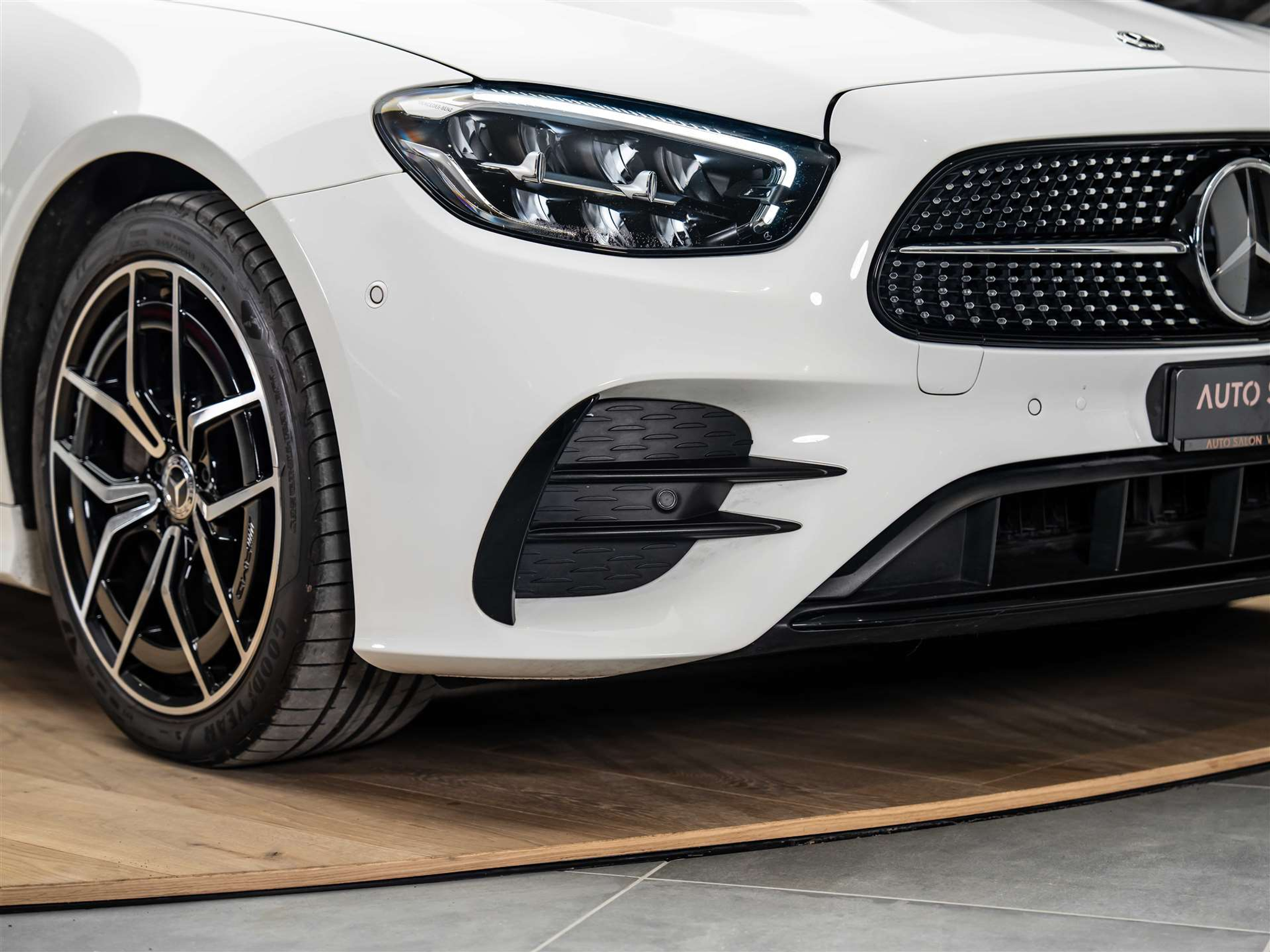 listing desktop thumbnail image 20