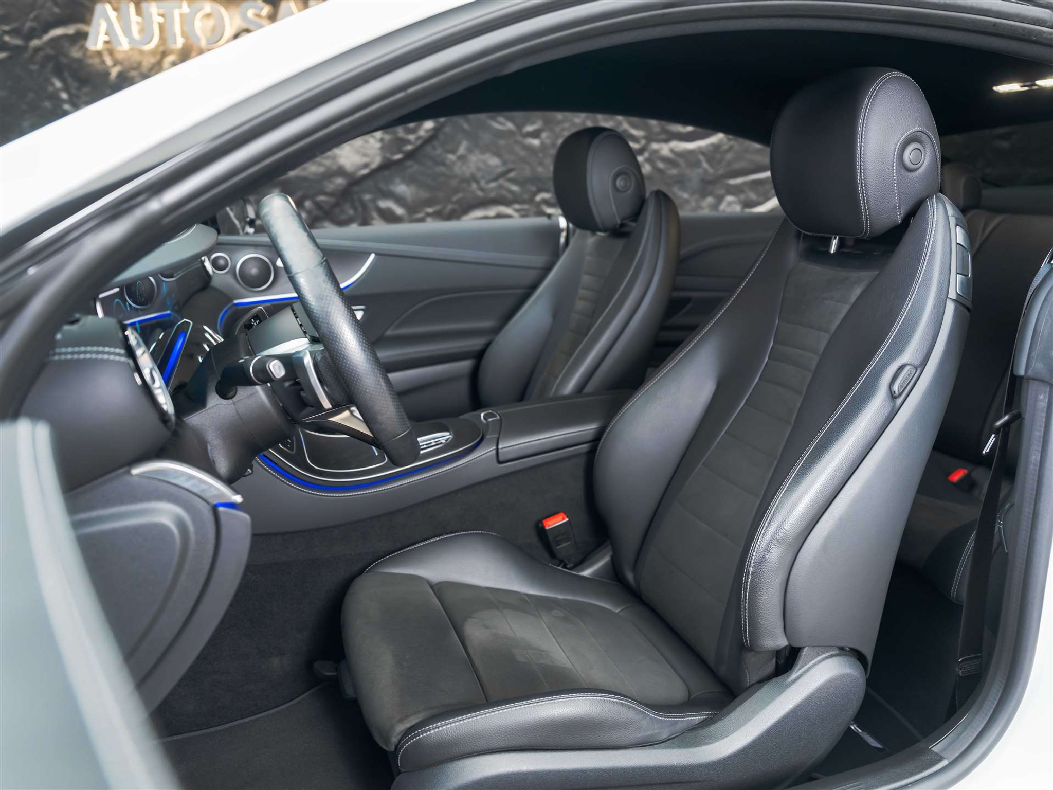 listing desktop thumbnail image 10