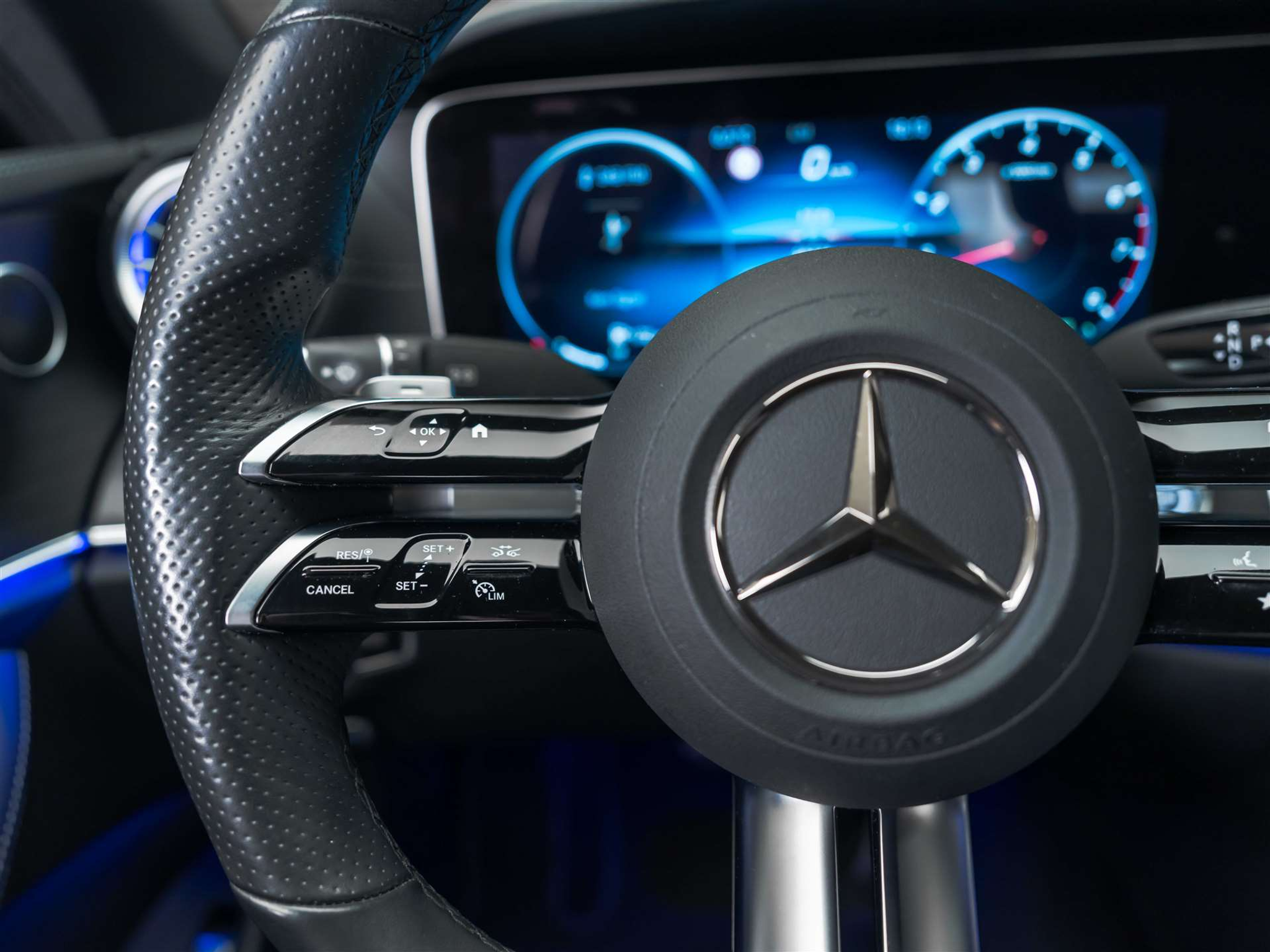 listing desktop thumbnail image 28