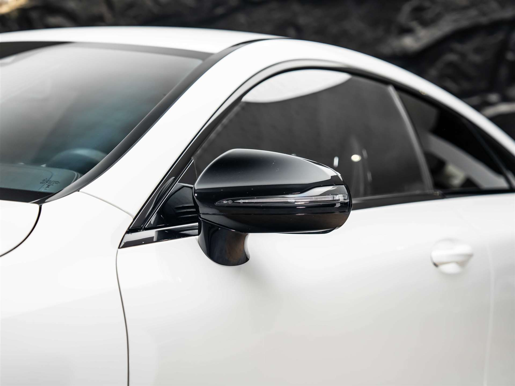 listing desktop thumbnail image 14