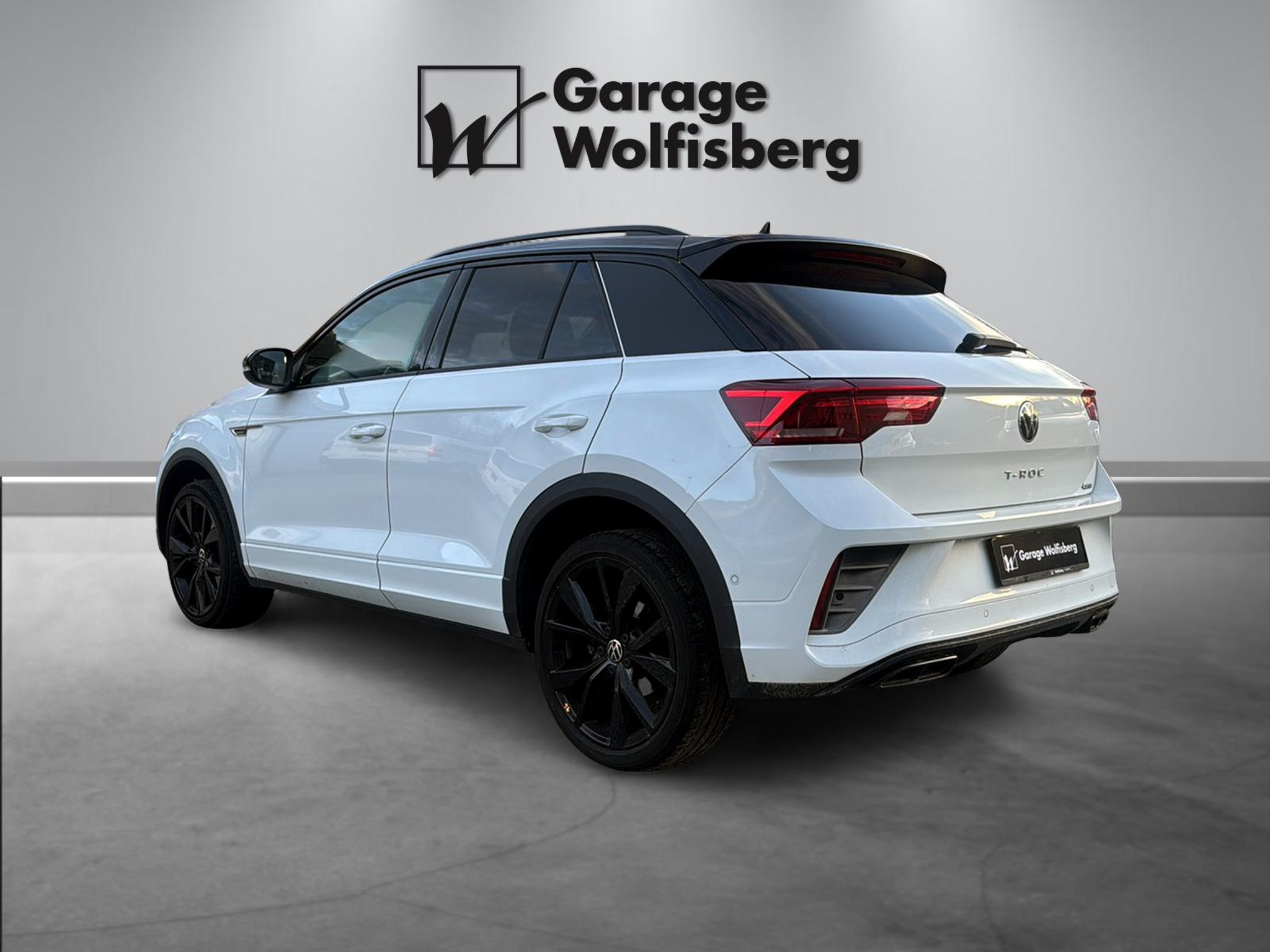 listing desktop thumbnail image 3