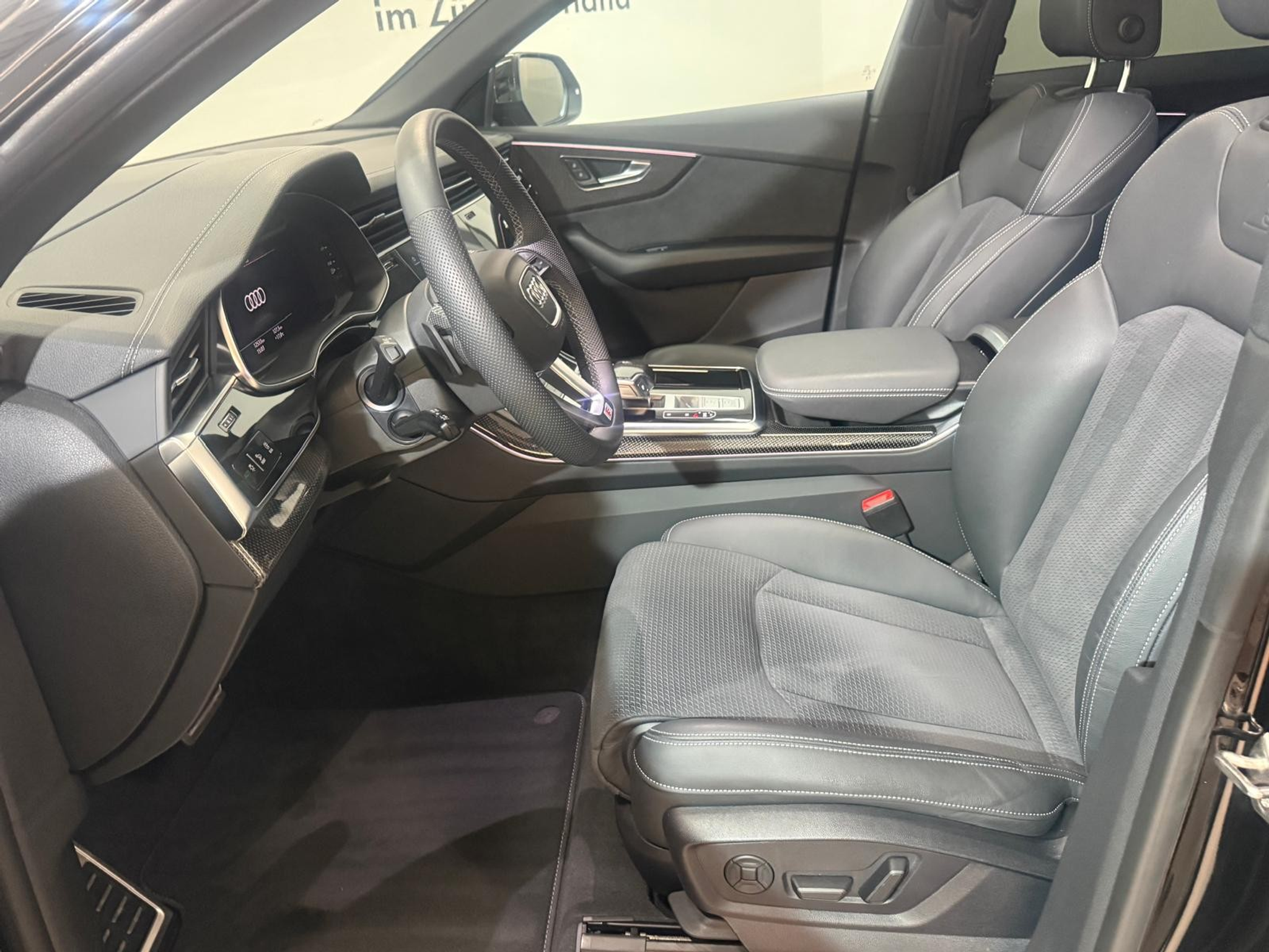 listing desktop thumbnail image 6