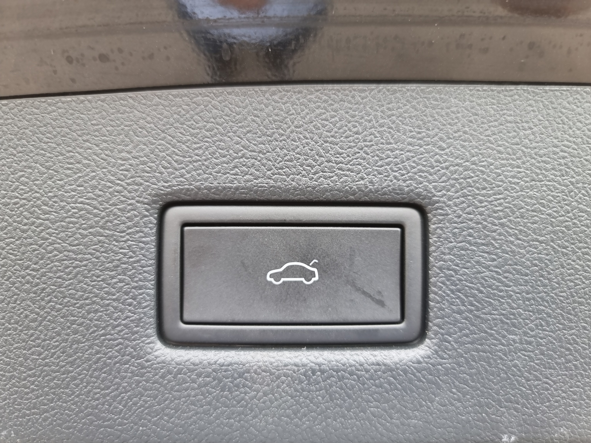 listing desktop thumbnail image 14