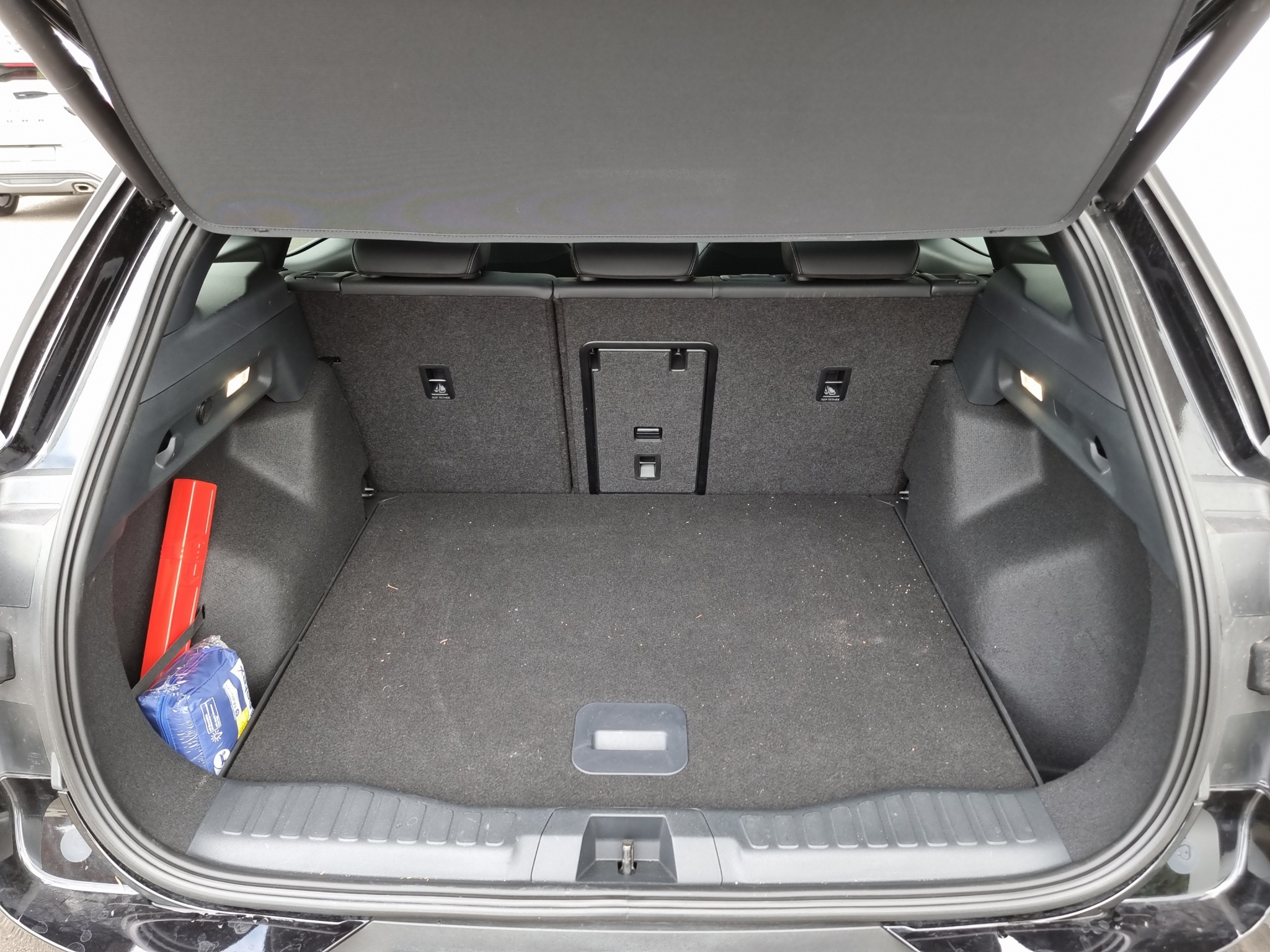 listing desktop thumbnail image 15