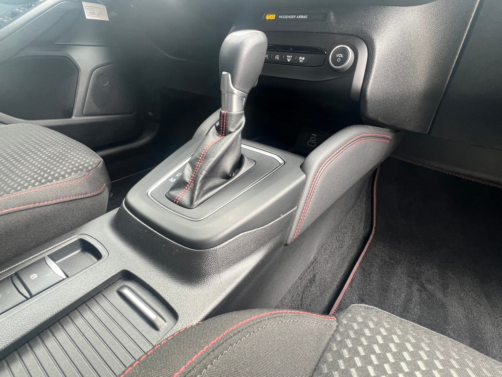 listing desktop thumbnail image 15