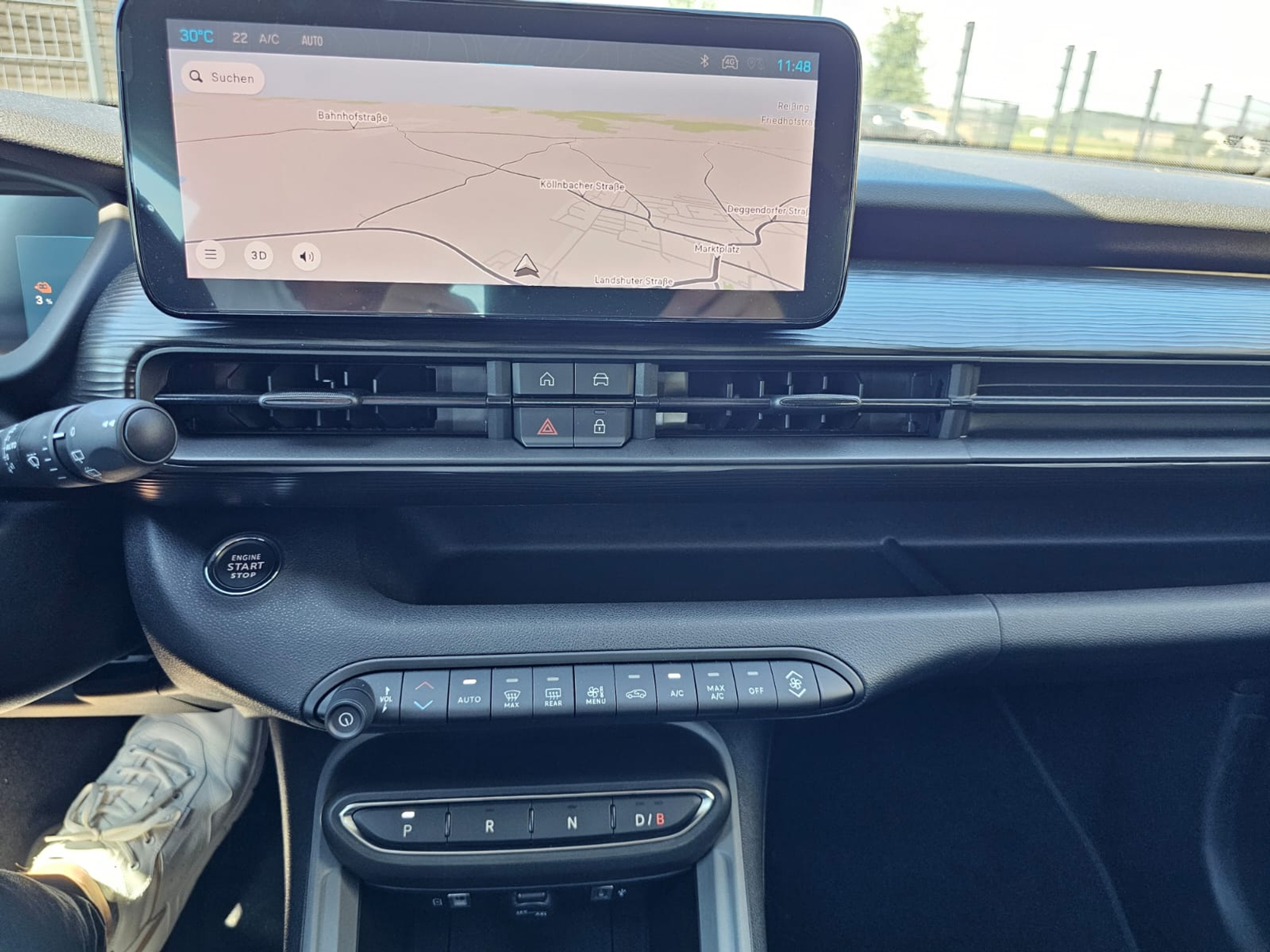 listing desktop thumbnail image 11