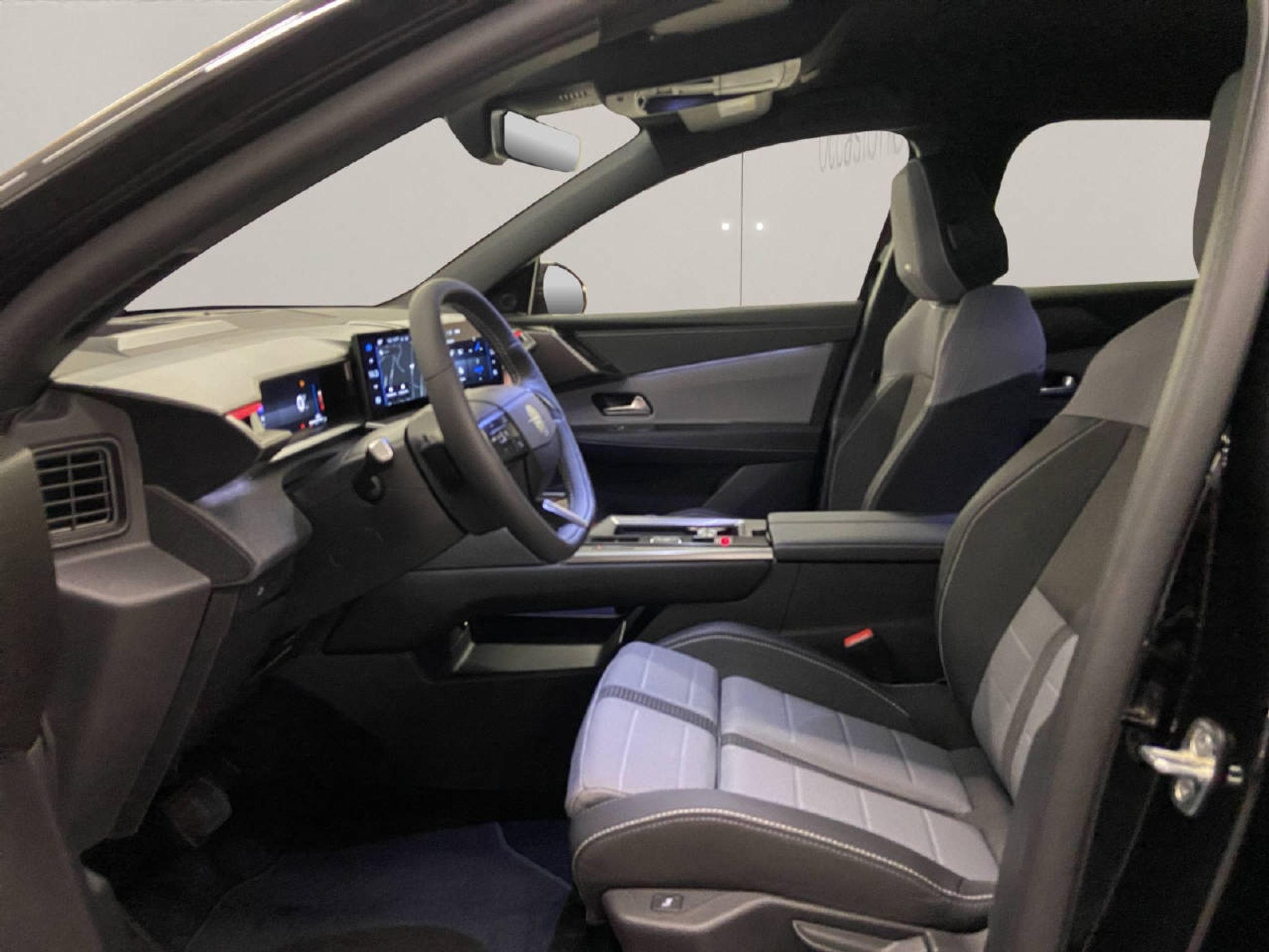 listing desktop thumbnail image 4