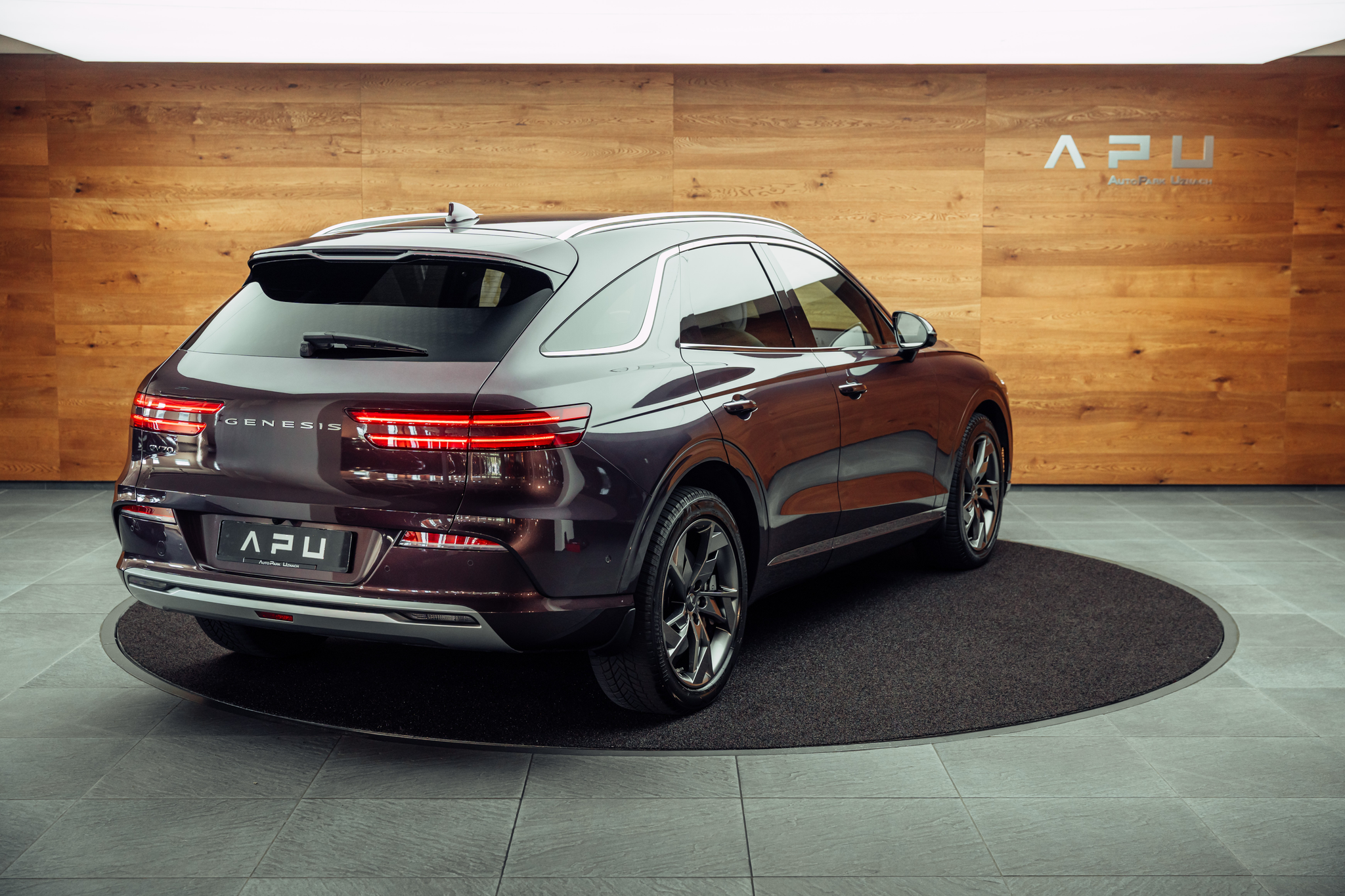 listing desktop thumbnail image 1