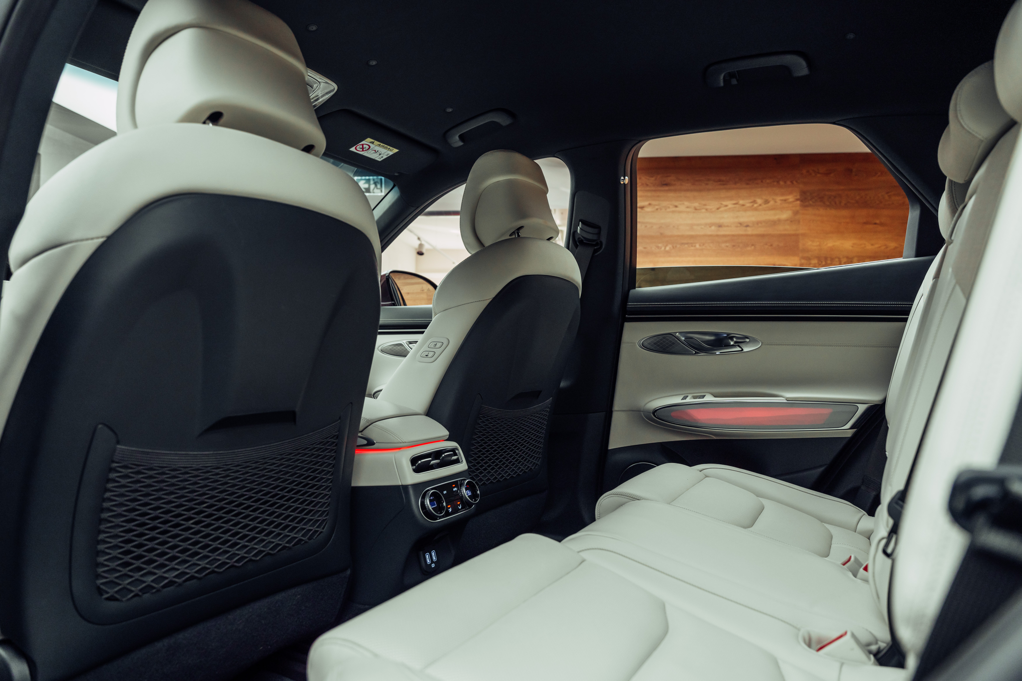 listing desktop thumbnail image 7