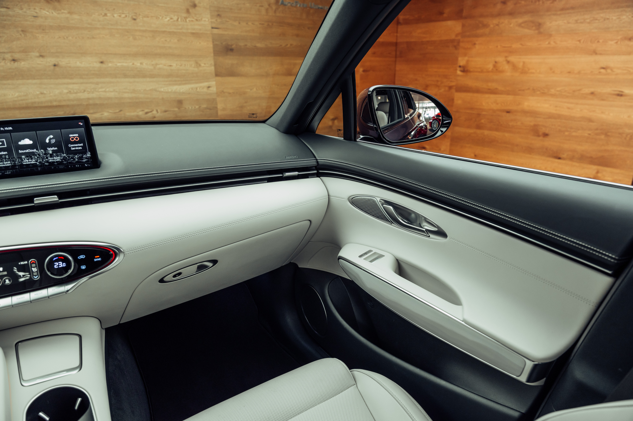 listing desktop thumbnail image 9