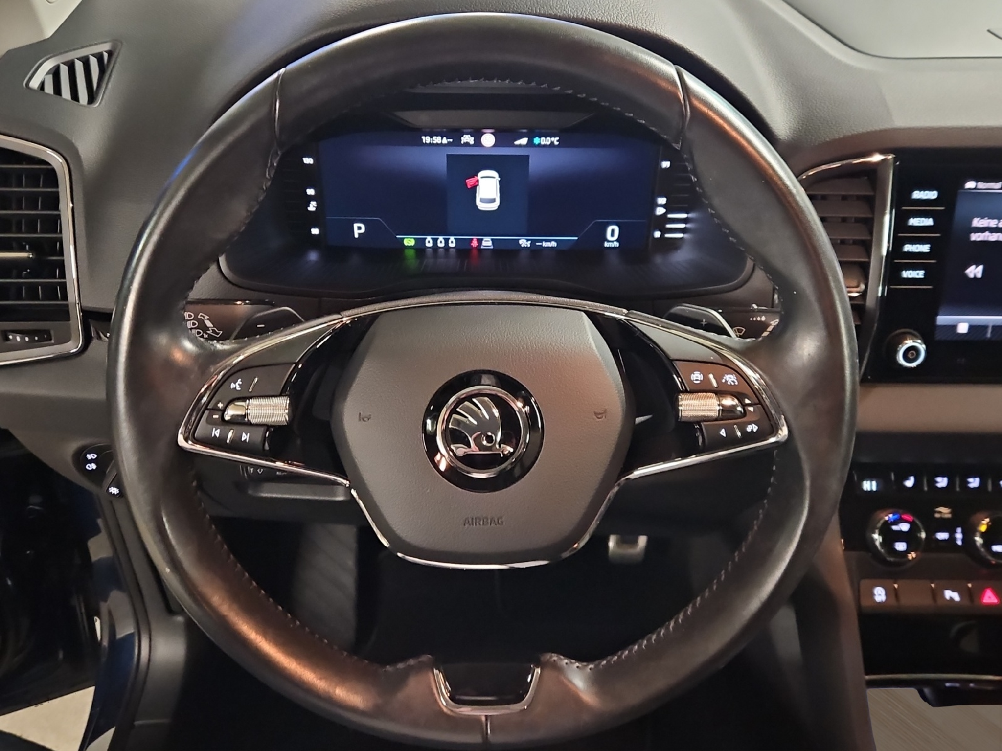 listing desktop thumbnail image 10