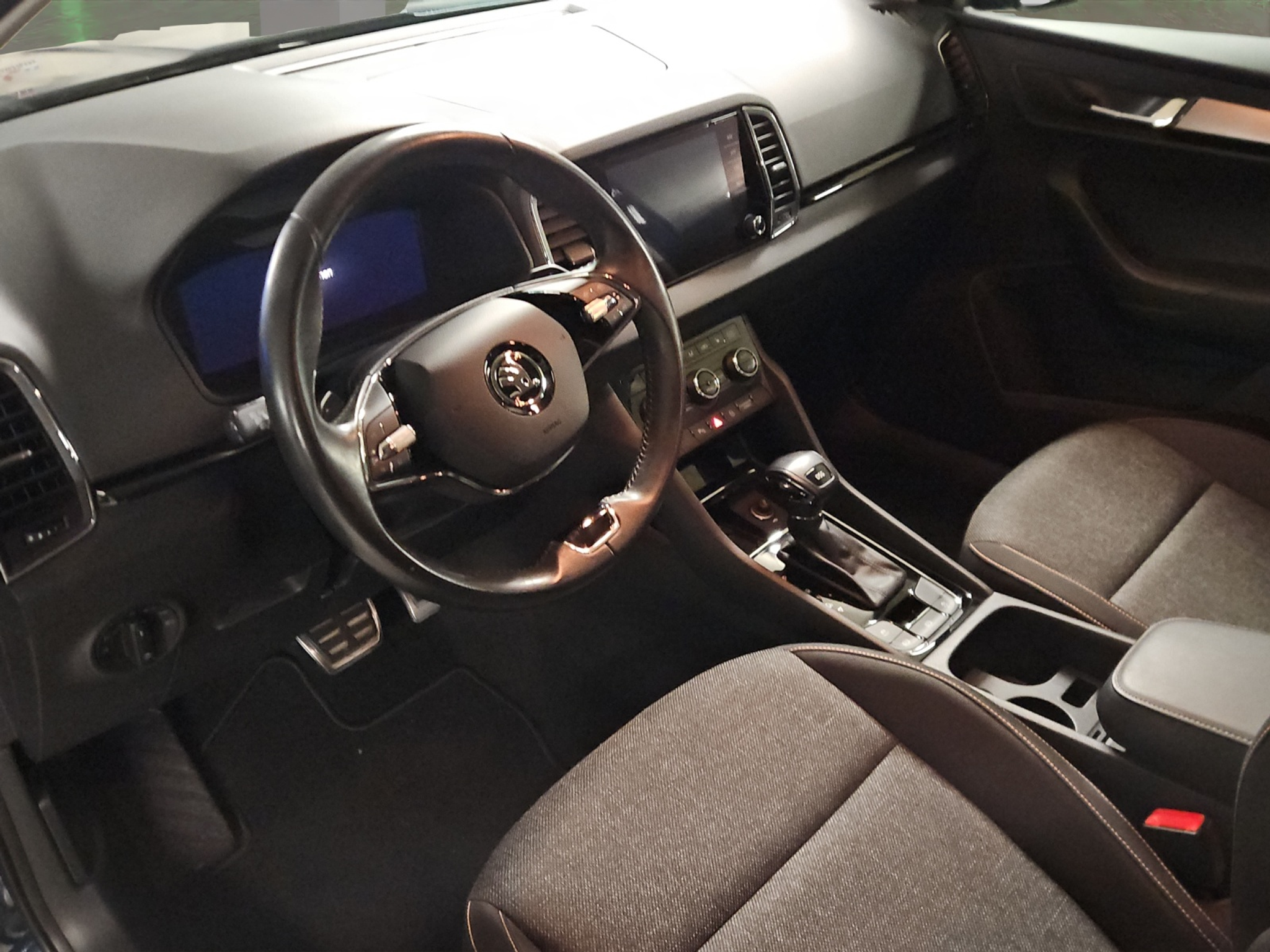 listing desktop thumbnail image 6