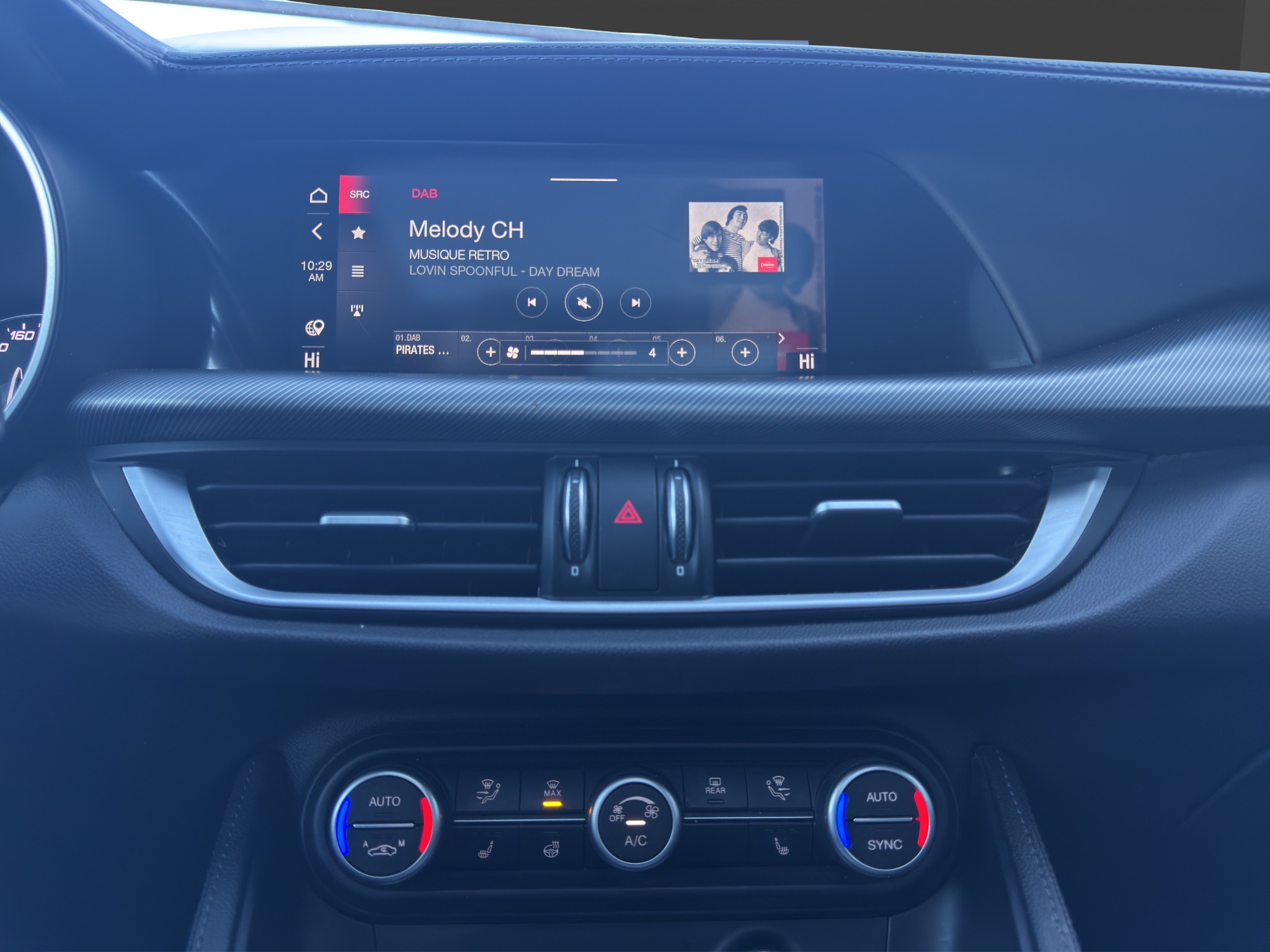 listing desktop thumbnail image 12