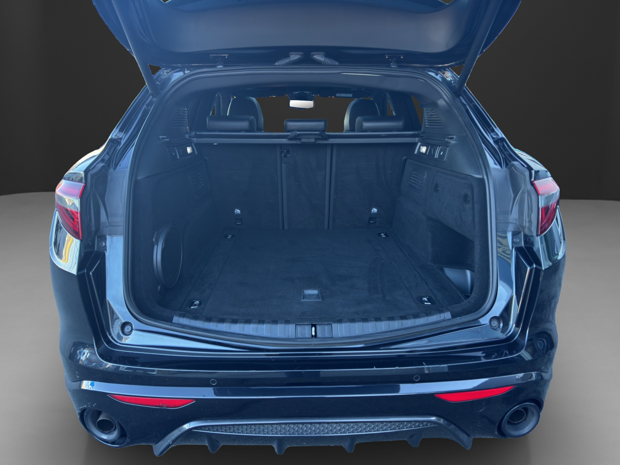 listing desktop thumbnail image 18