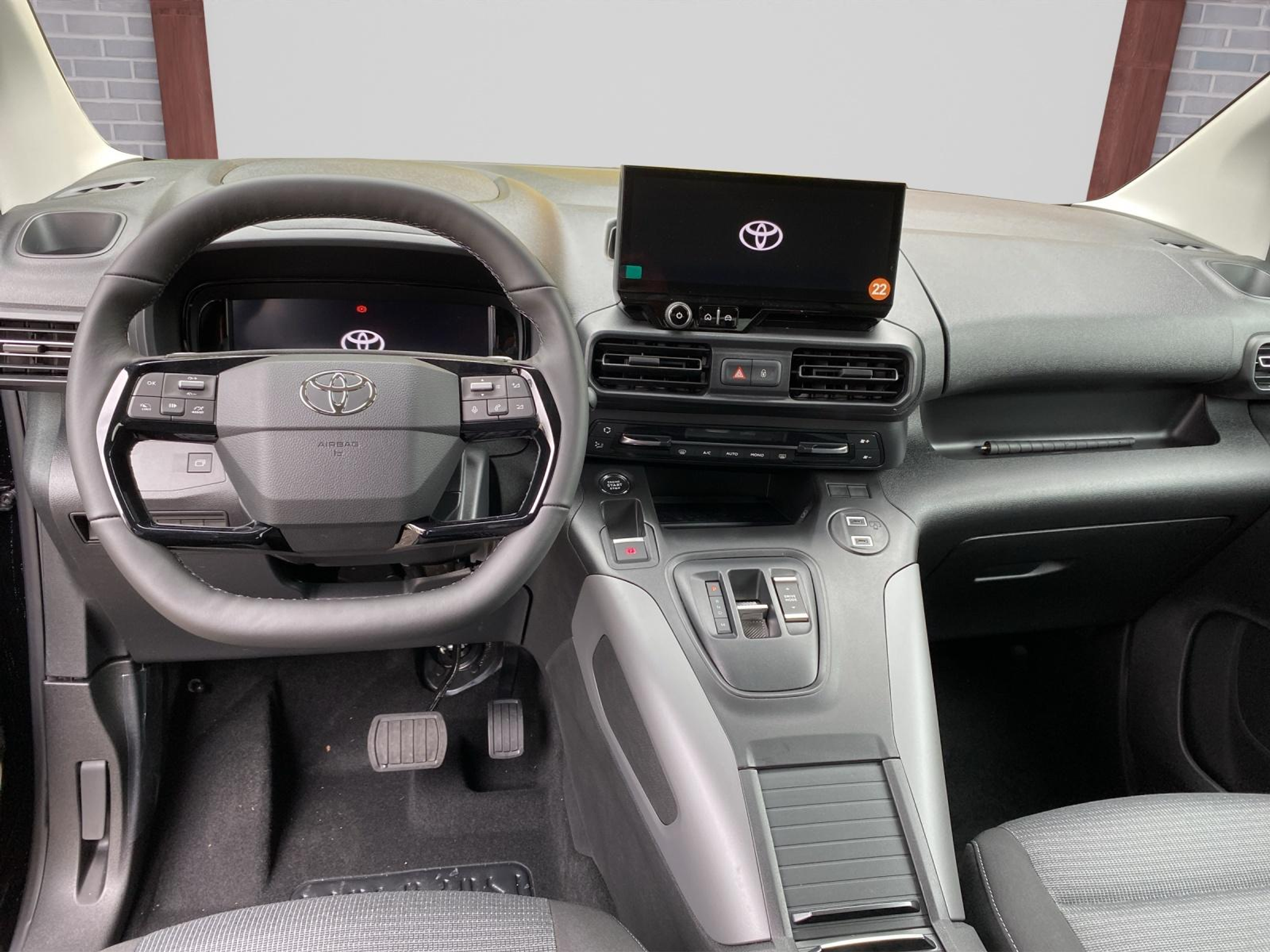 listing desktop thumbnail image 6