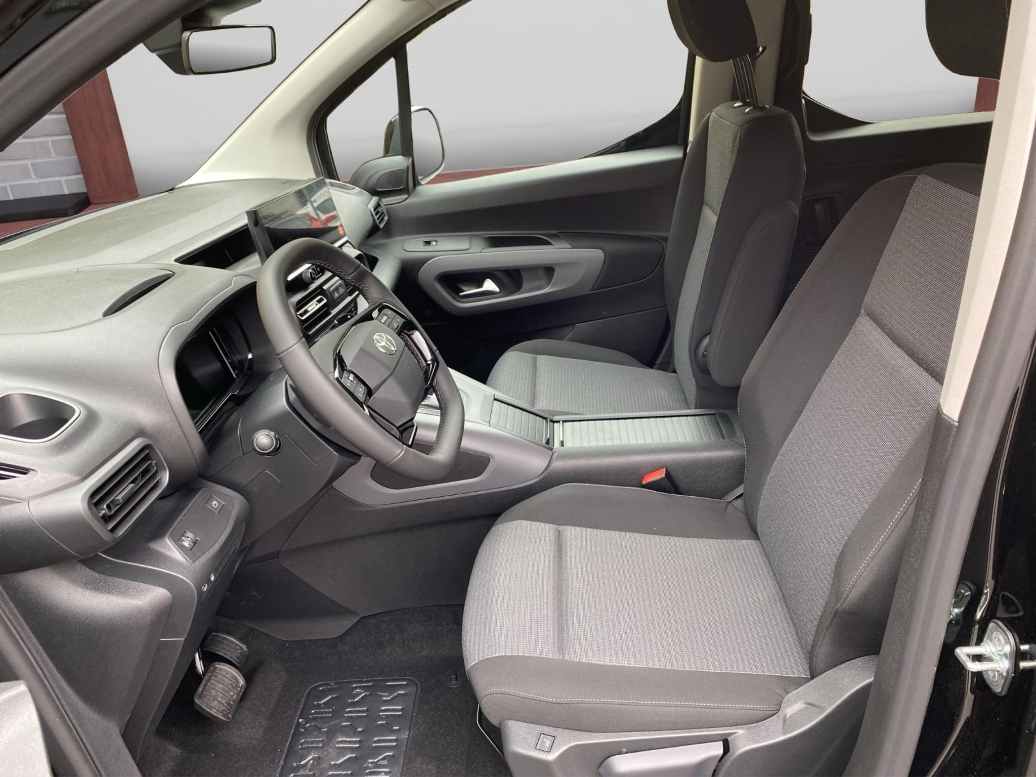 listing desktop thumbnail image 7