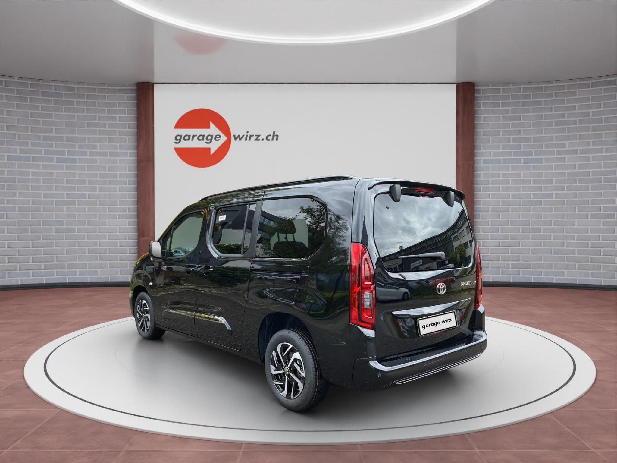 listing desktop thumbnail image 2