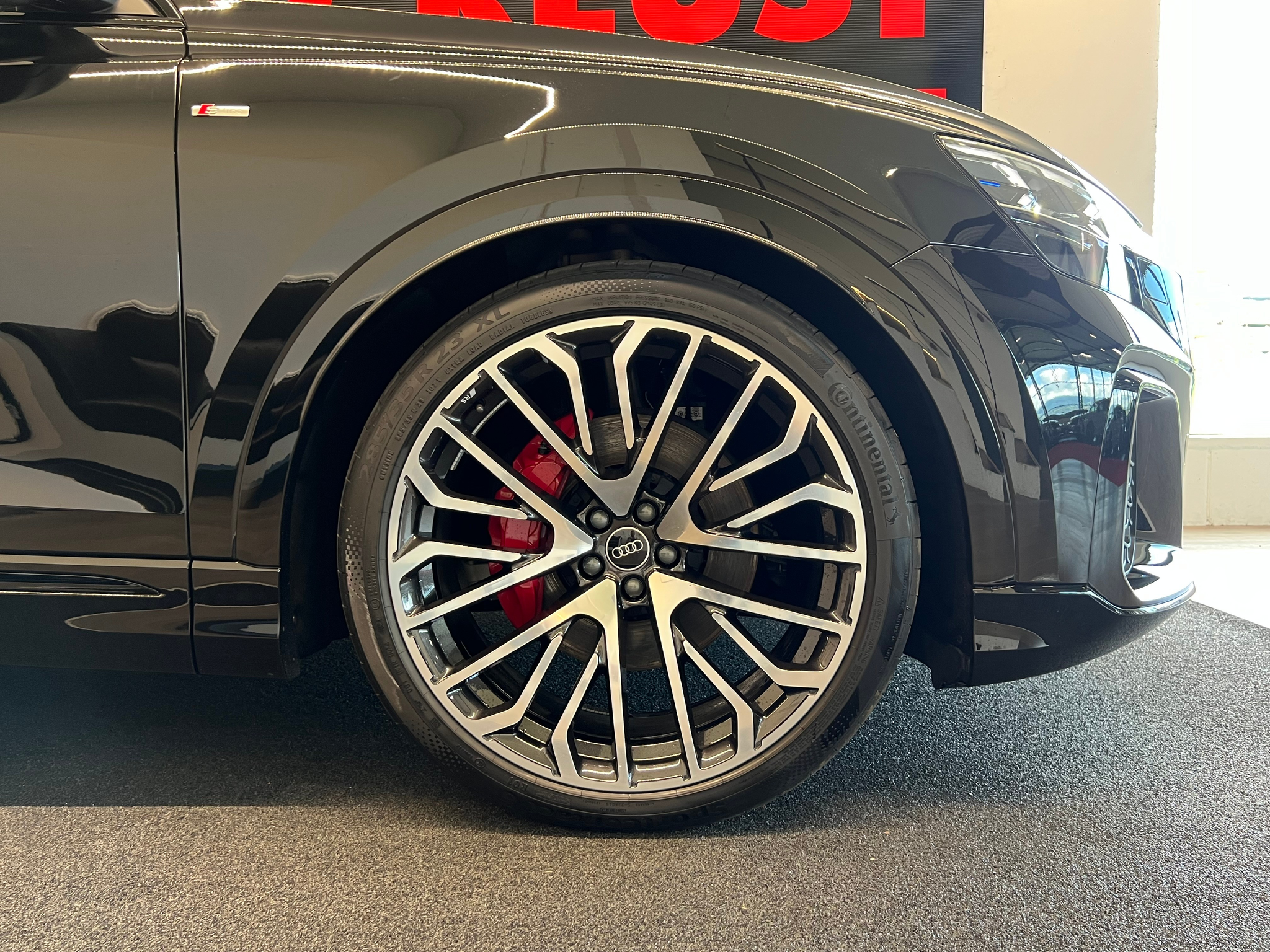 listing desktop thumbnail image 5