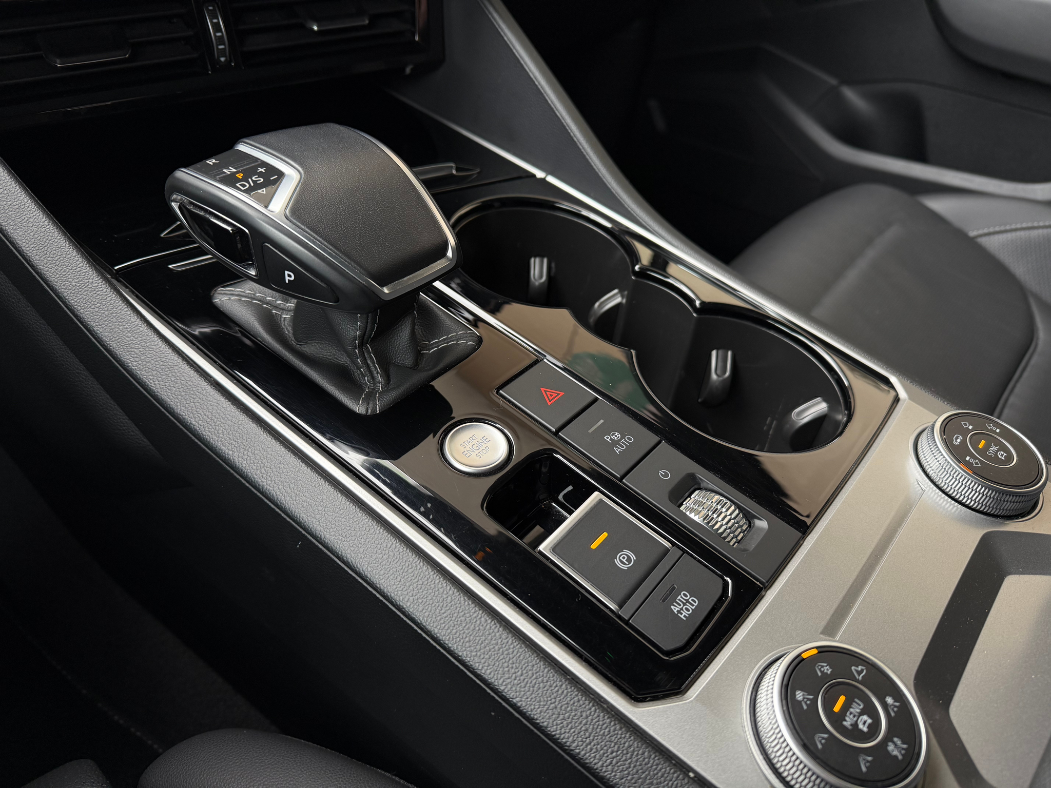 listing desktop thumbnail image 17