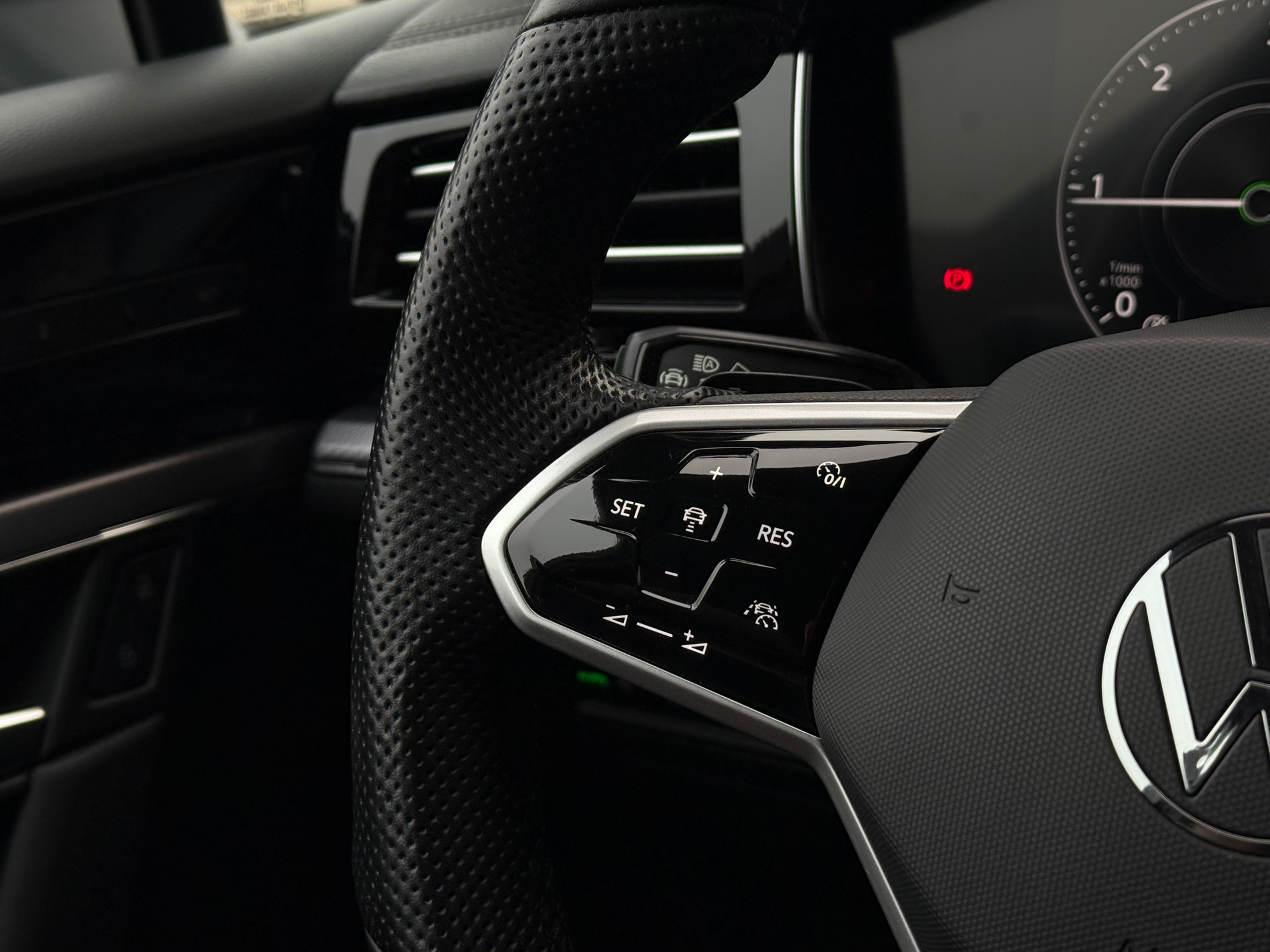 listing desktop thumbnail image 27