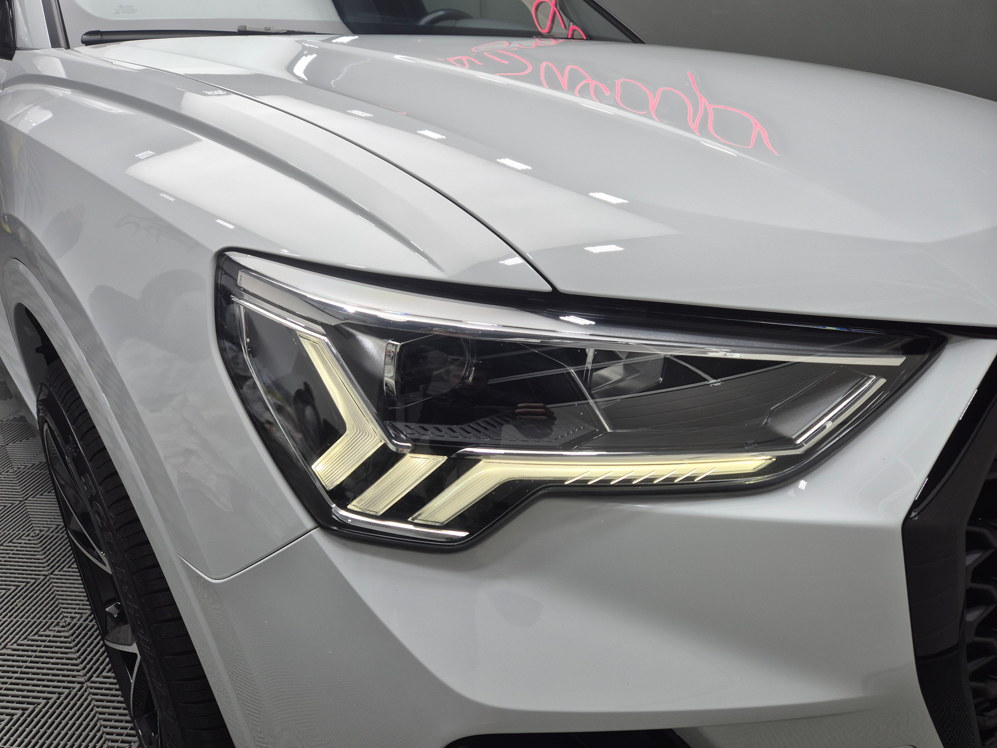 listing desktop thumbnail image 1