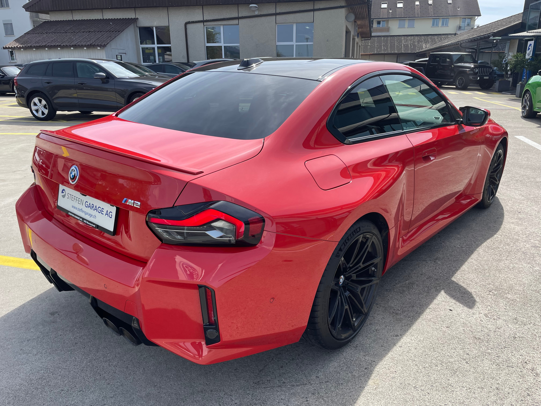 listing desktop thumbnail image 8