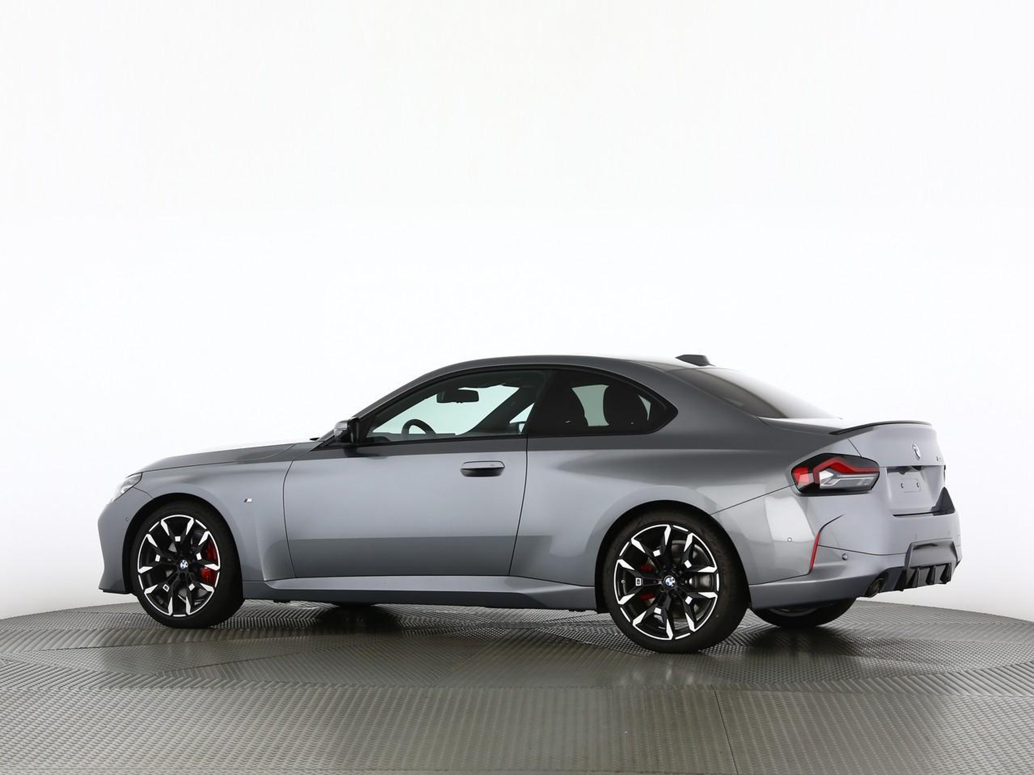 listing desktop thumbnail image 5