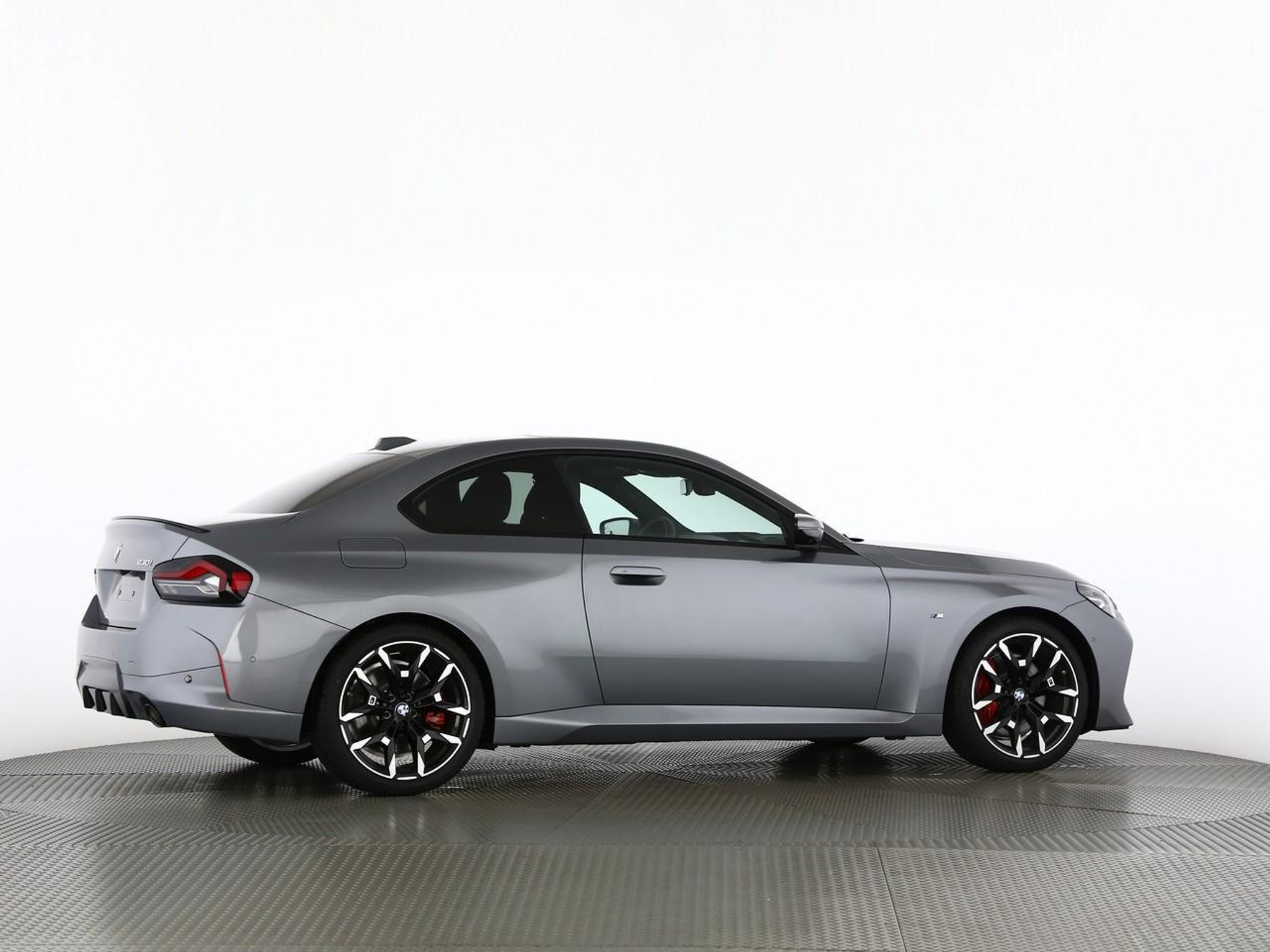 listing desktop thumbnail image 9