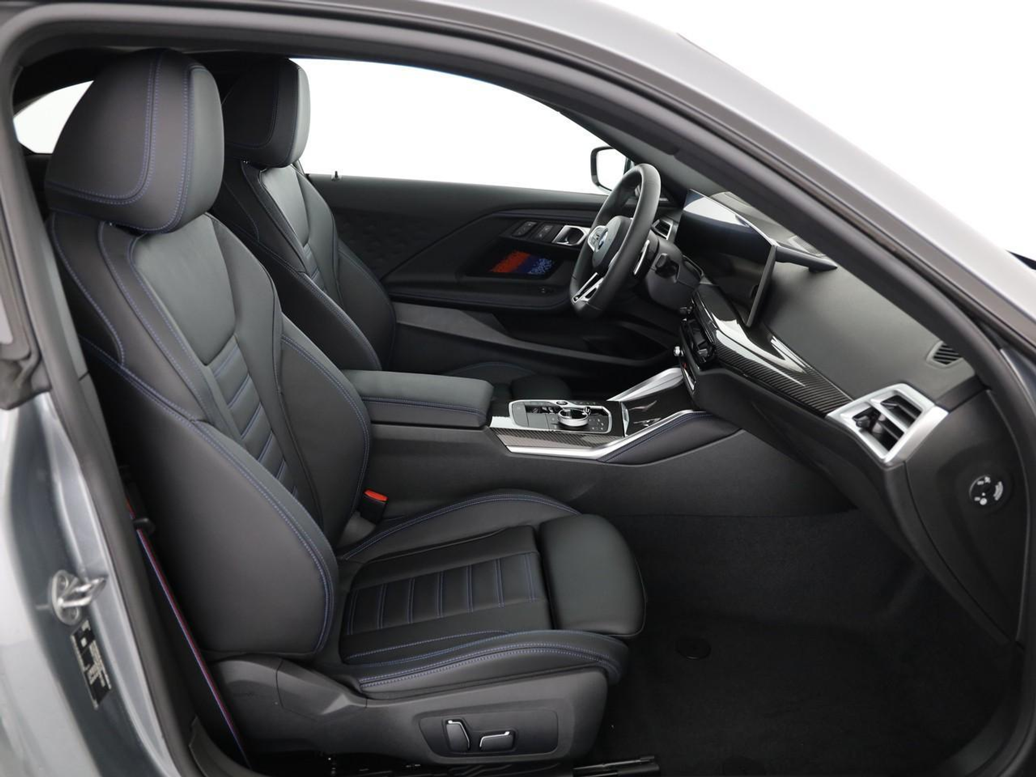 listing desktop thumbnail image 15