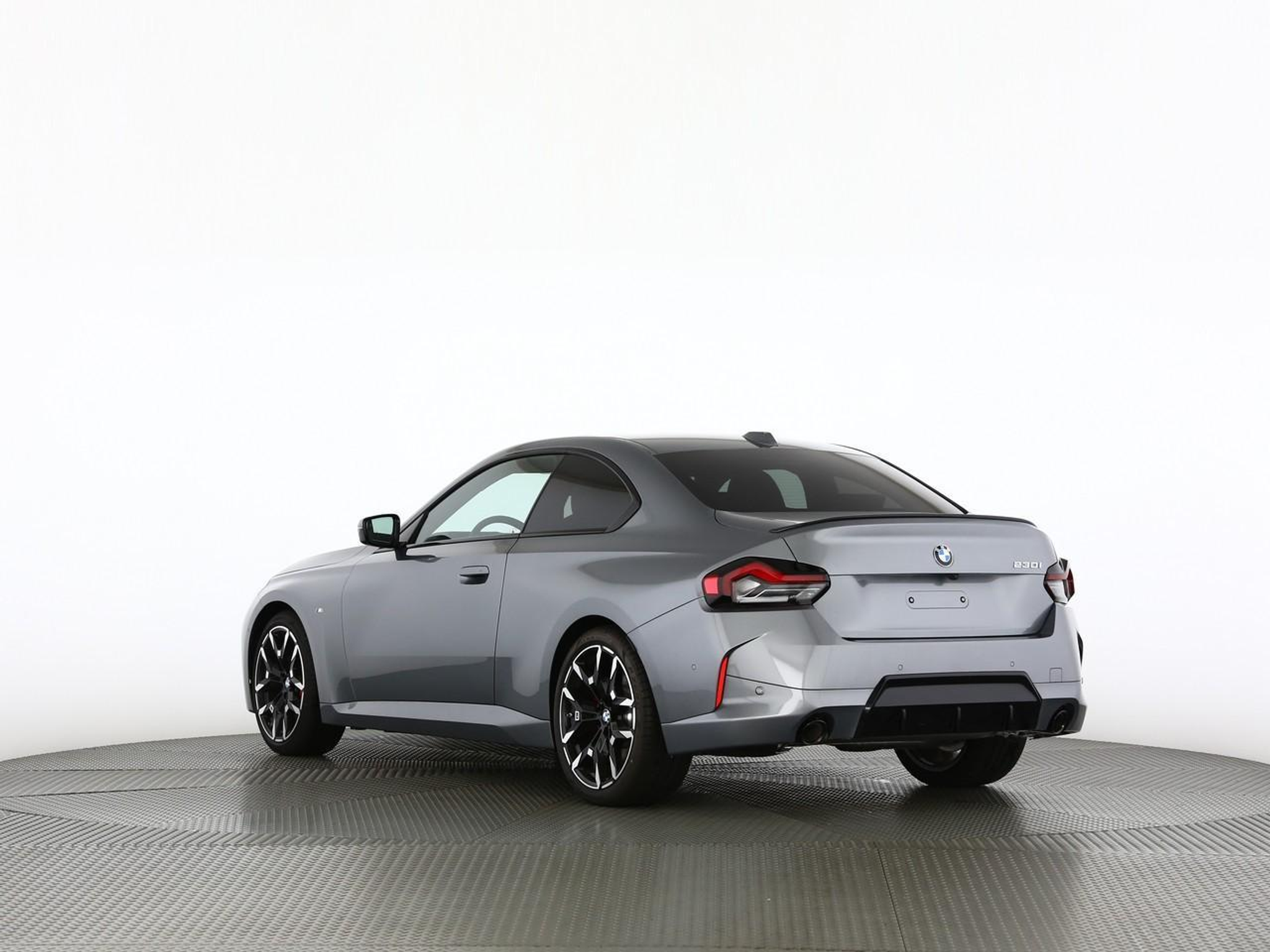 listing desktop thumbnail image 6