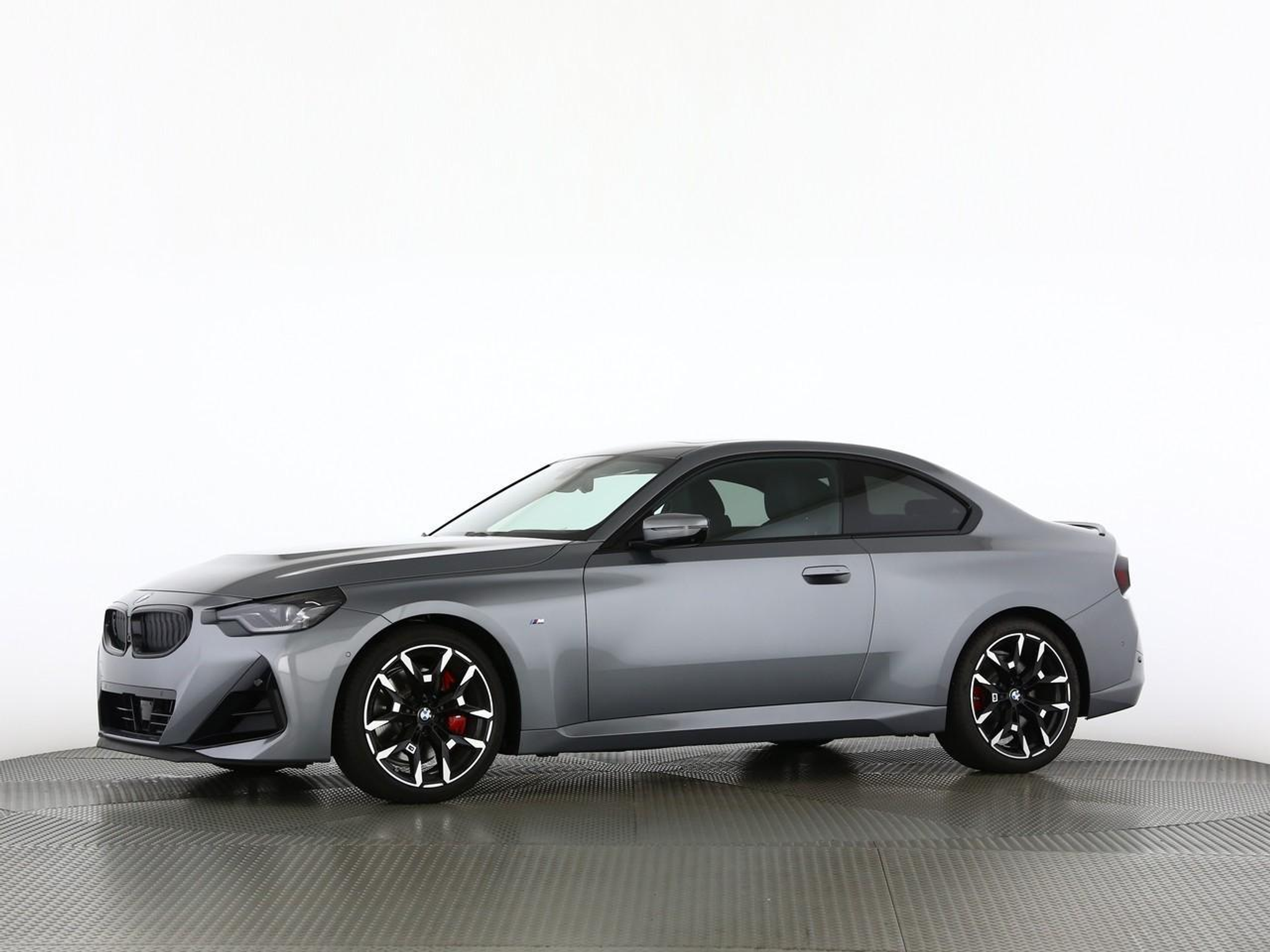 listing desktop thumbnail image 3